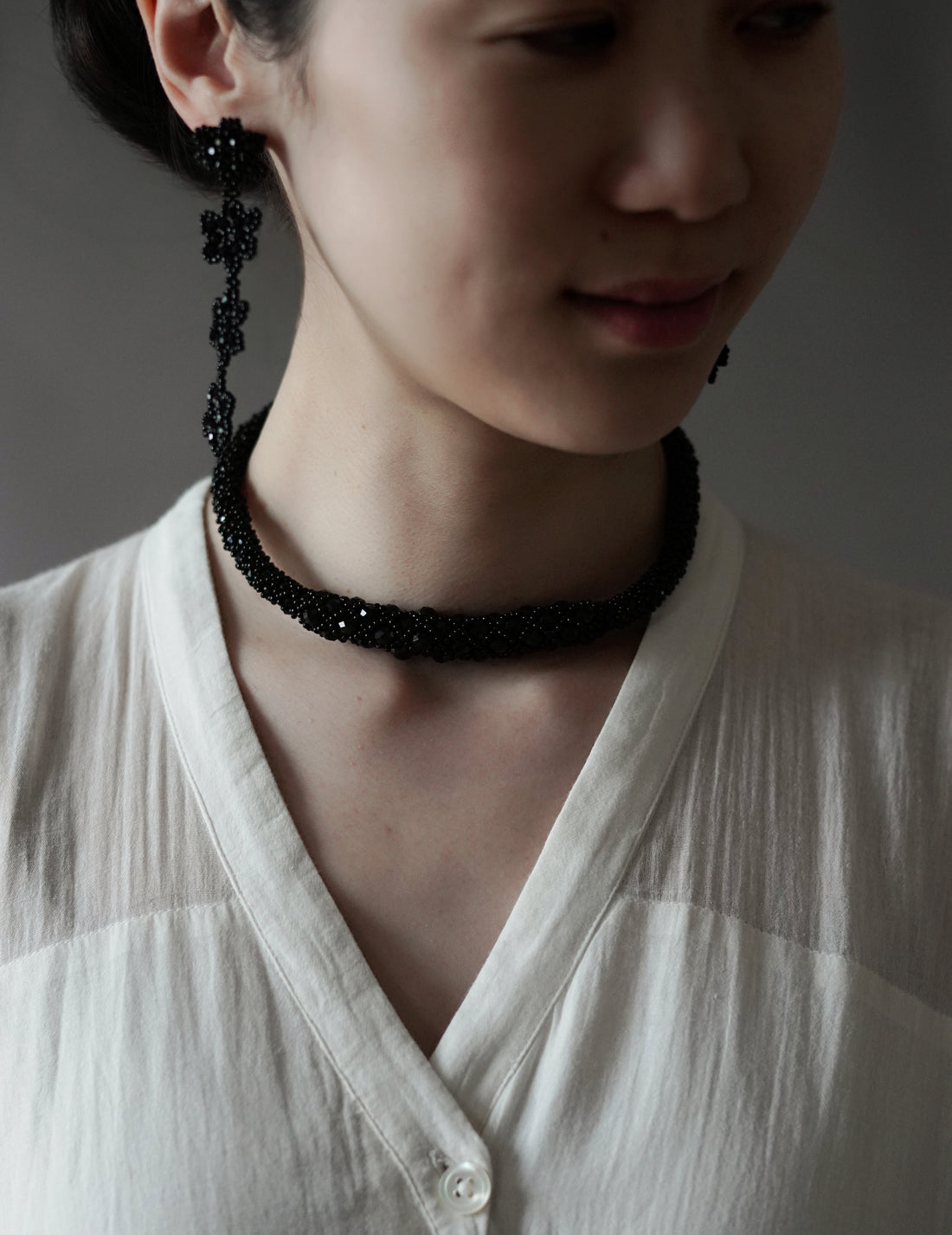 Snake Beaded Necklace・Black