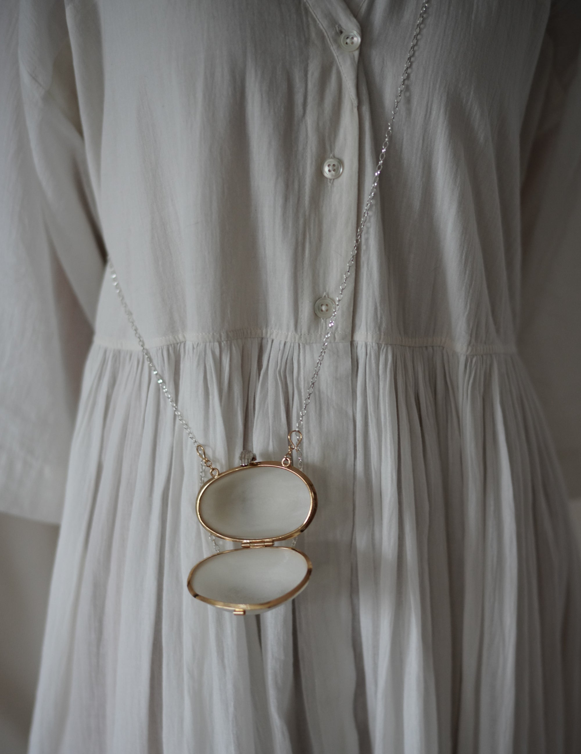 Limosnera Box Pendant Necklace