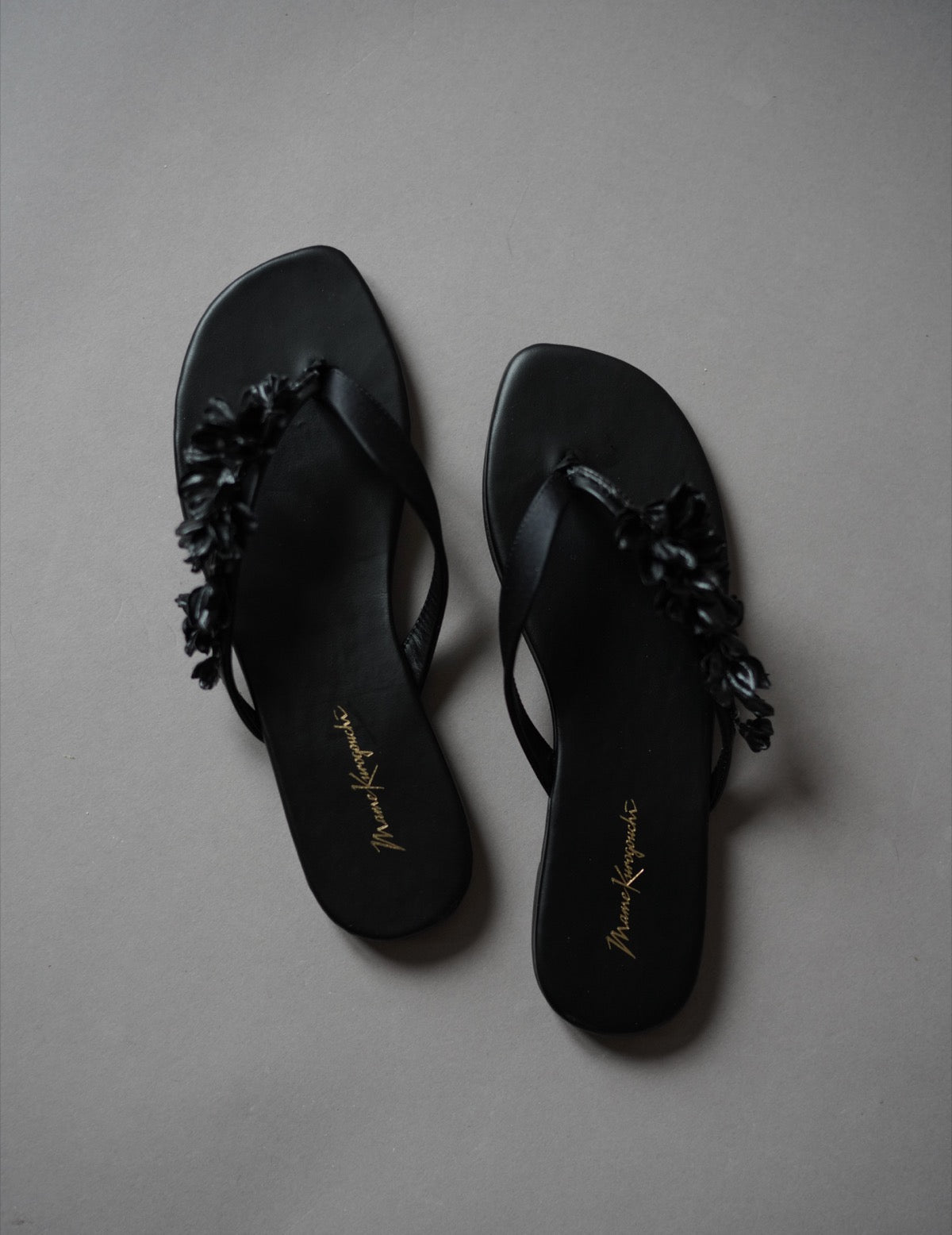 Floral Motif Sandals・Black