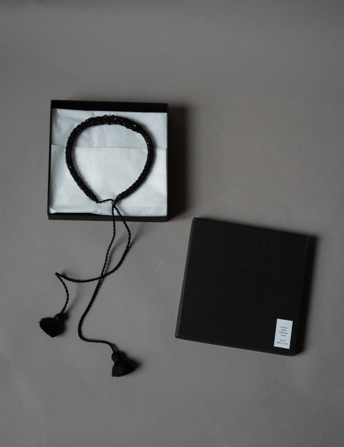 Snake Beaded Necklace・Black