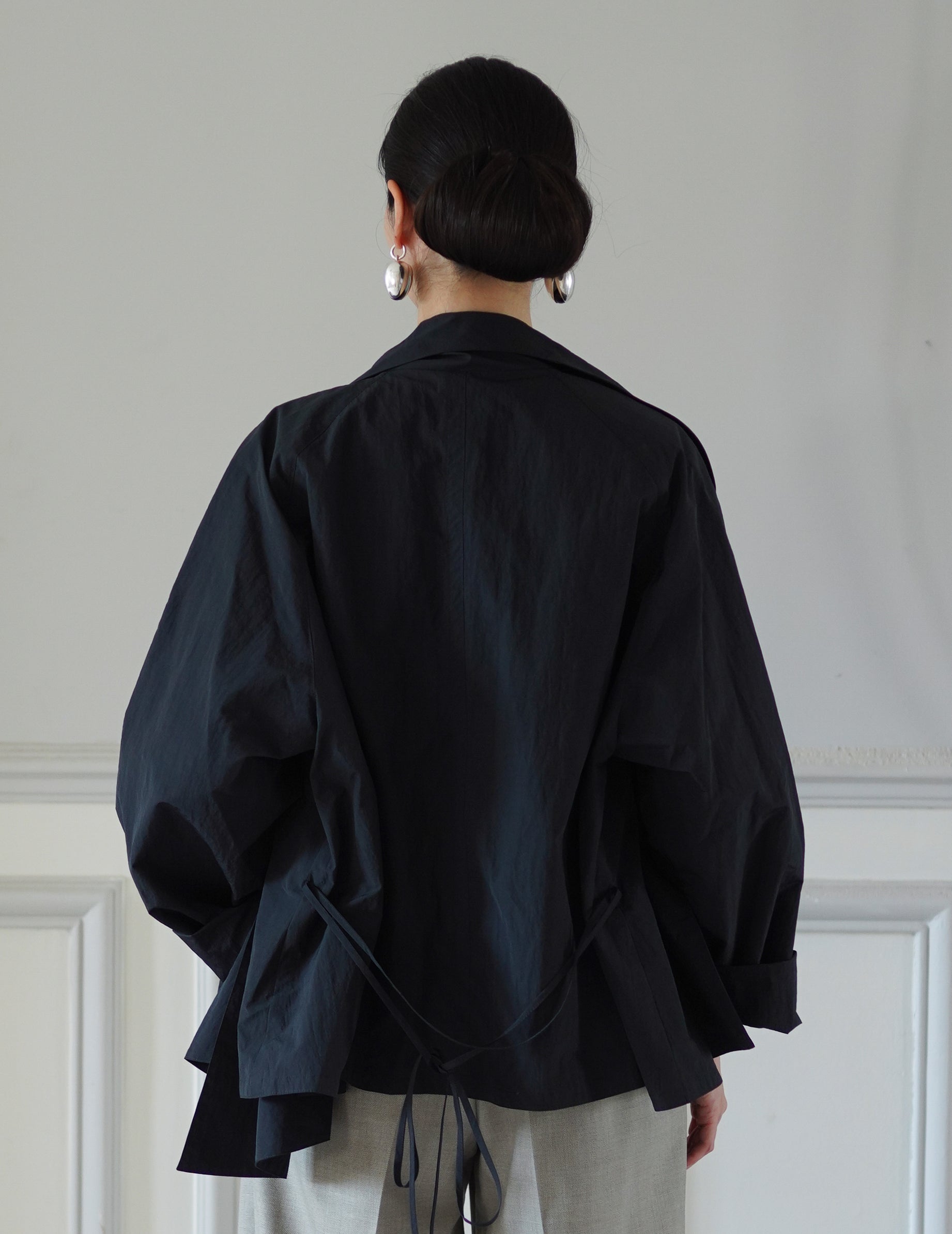 Open Pod Earring - Large - Silver/Black