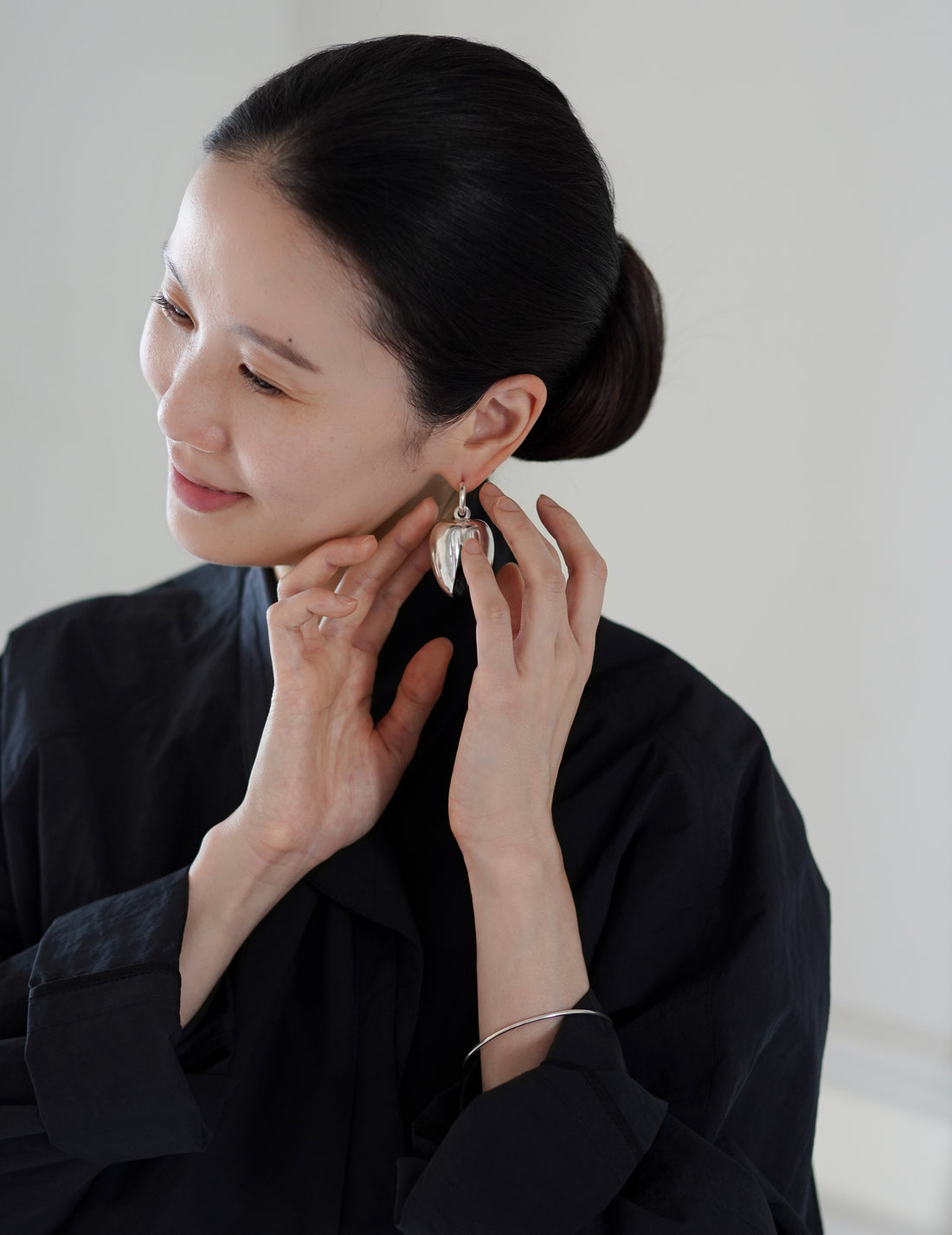 Annika Inez | Open Pod Earring - Large - Silver/Black