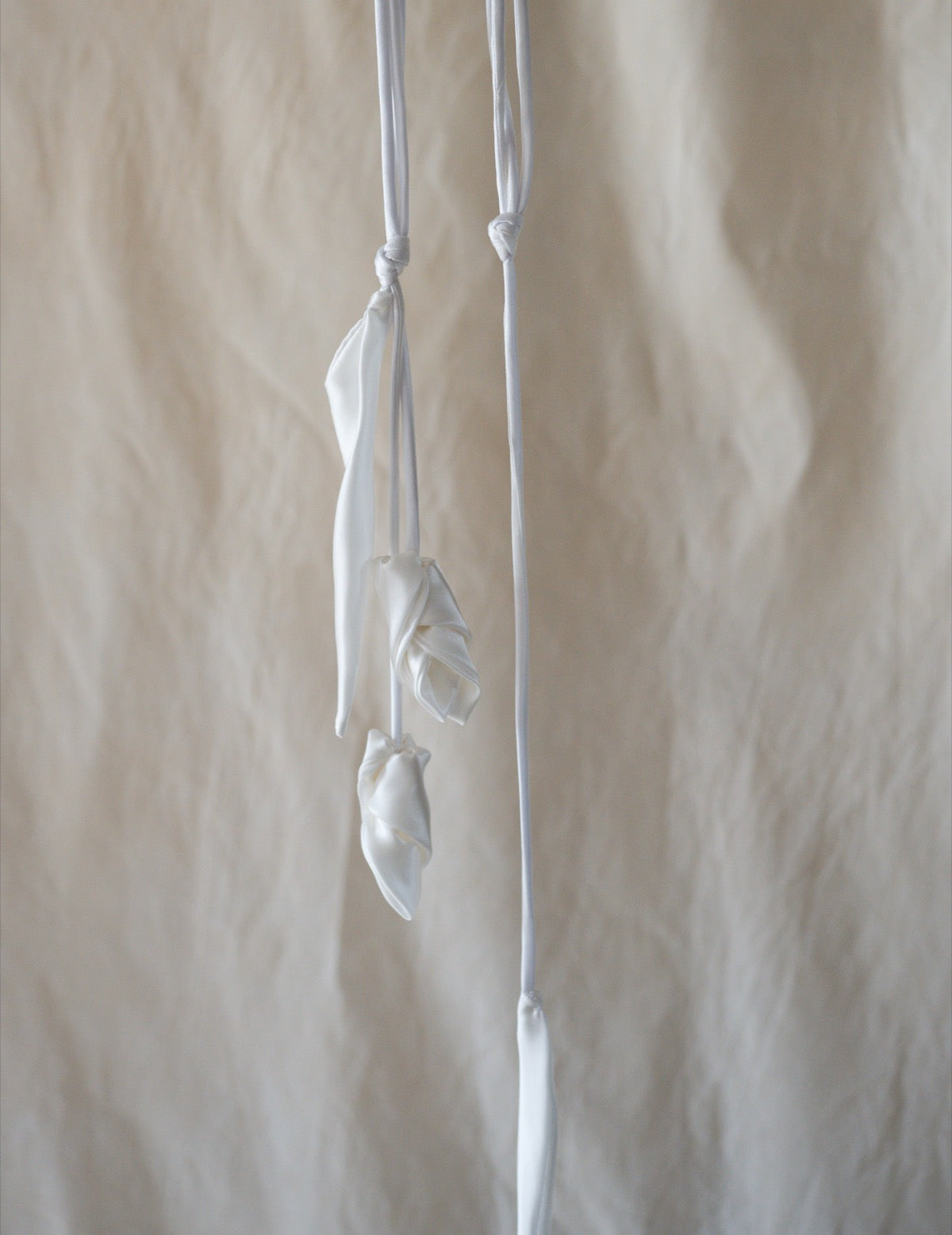 Floral Motif Silk Belt・White