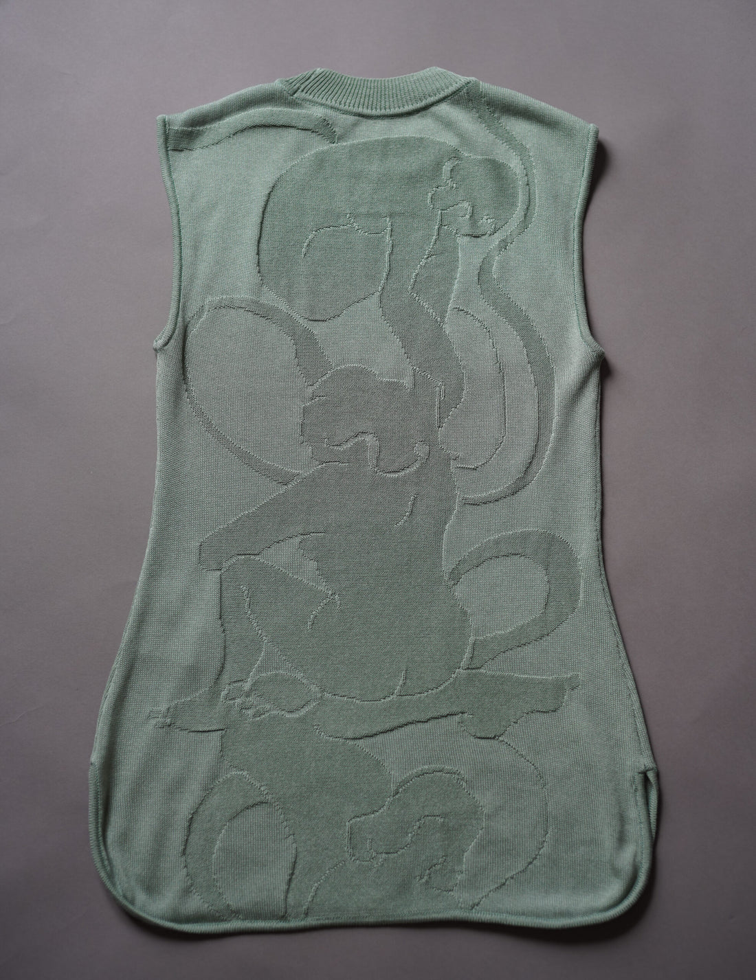 Mame Kurogouchi  |  Woman Figure Sleeveless Knitted Top・Lake Green (Exclusive Color)