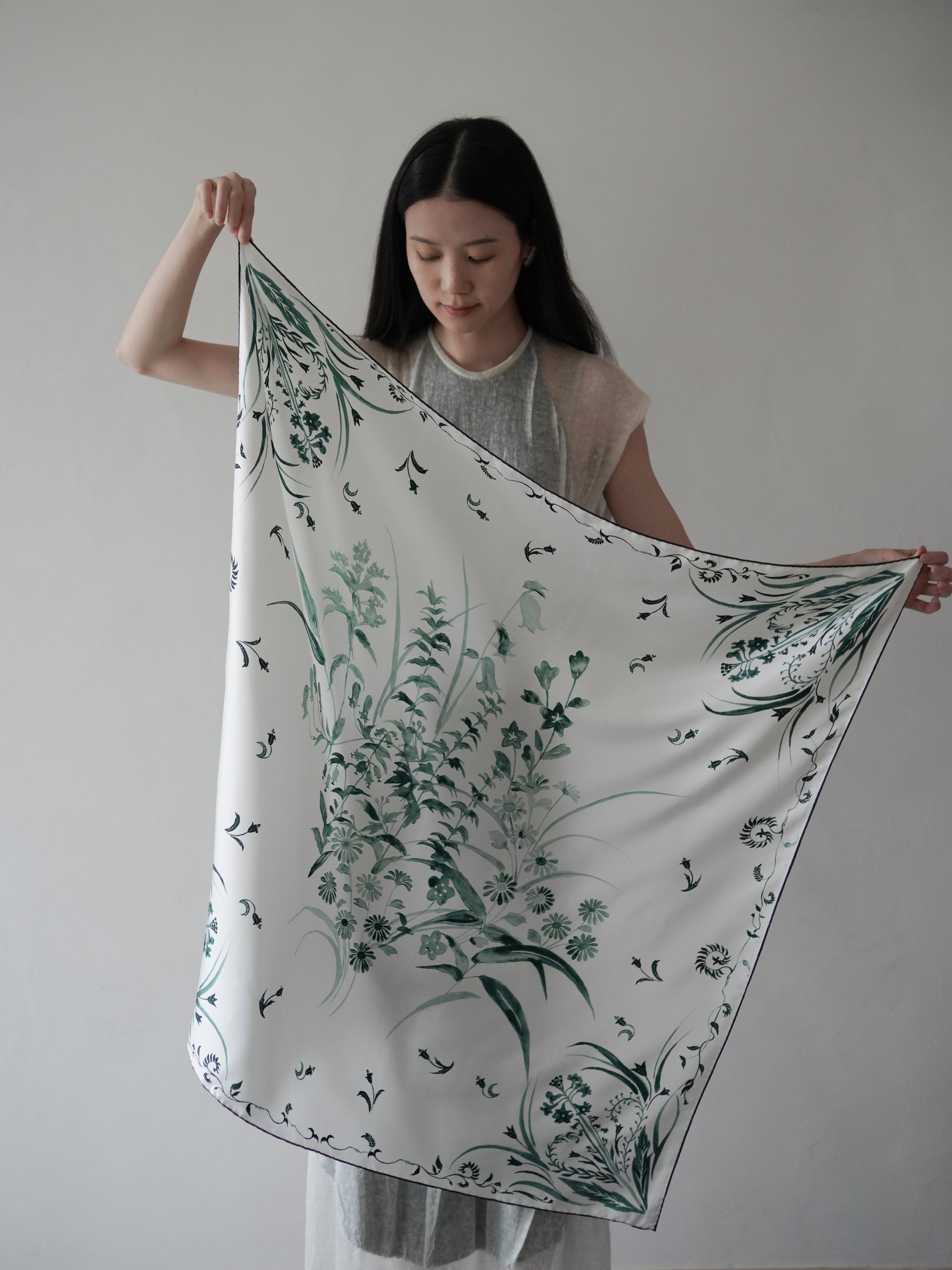 Hand Printed Silk Scarf・Green