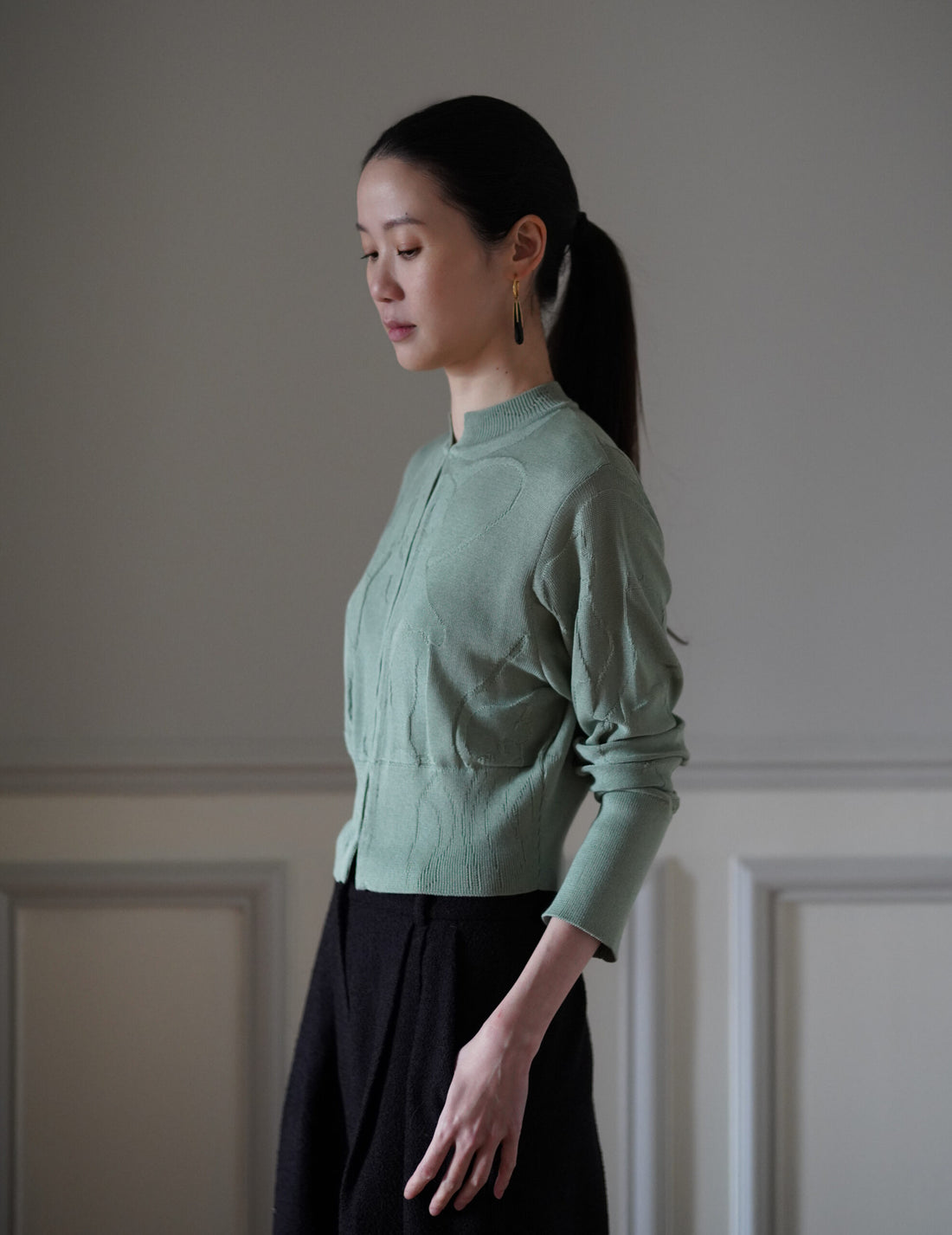 Mame Kurogouchi  | Woman Figure Knitted Cardigan・Lake Green (Exclusive Color)