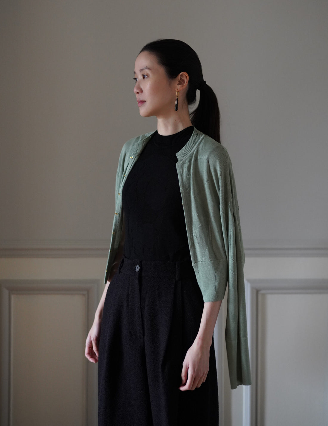 Mame Kurogouchi  | Woman Figure Knitted Cardigan・Lake Green (Exclusive Color)