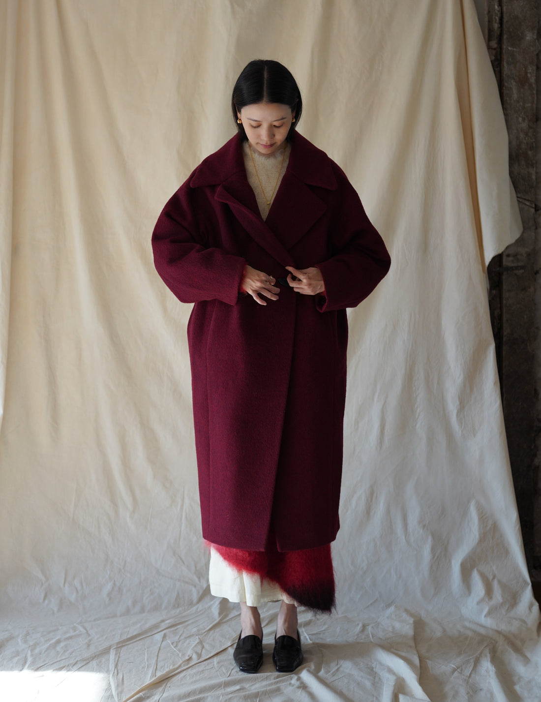 Mame Kurogouchi | Wool Arupaka Long Coat · Bordeaux