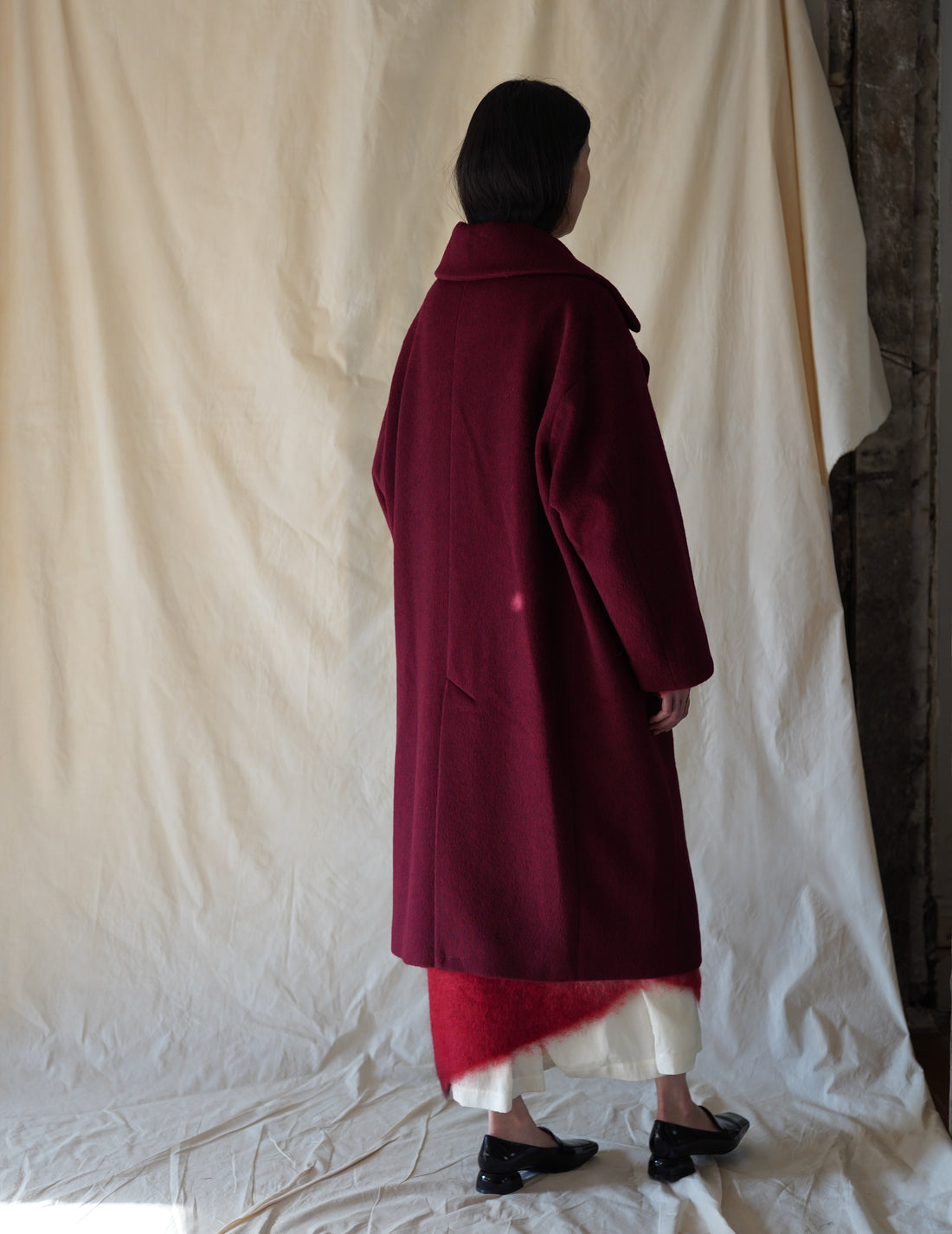 Mame Kurogouchi | Wool Arupaka Long Coat · Bordeaux