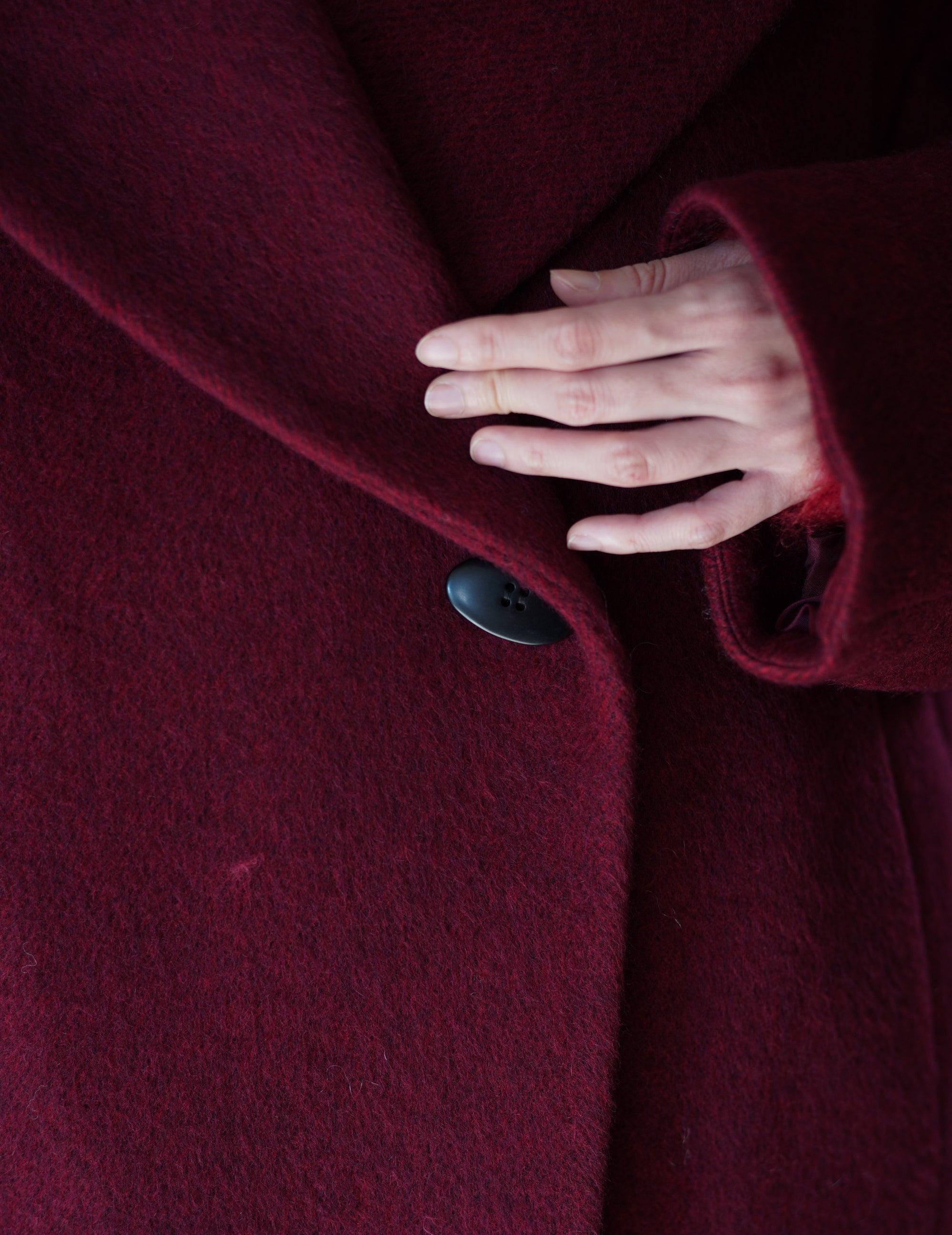 Wool Arupaka Long Coat · Bordeaux