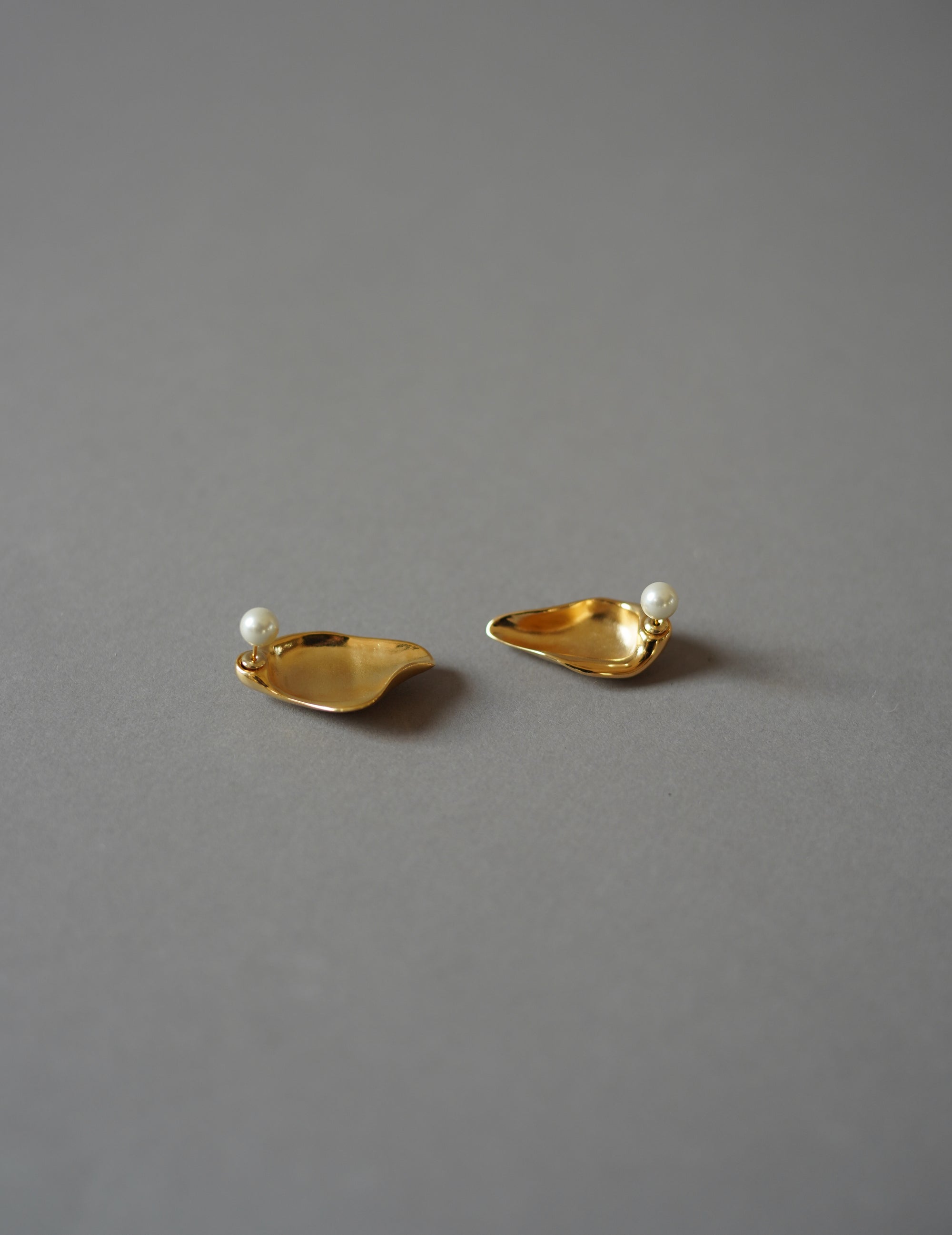 Organic Motif Brass Earrings · Gold