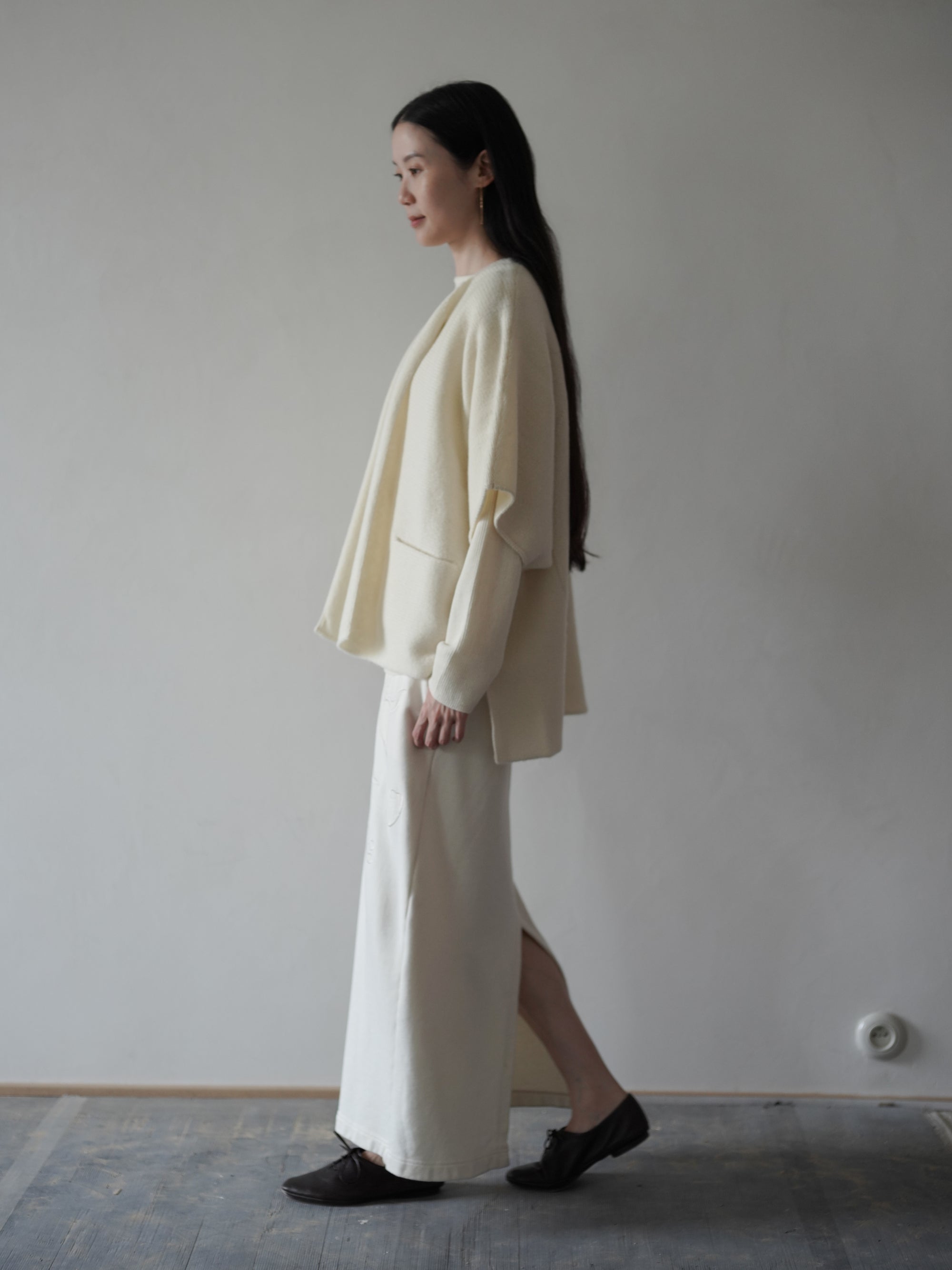 British Wool Knitted Farmer Cardigan・White