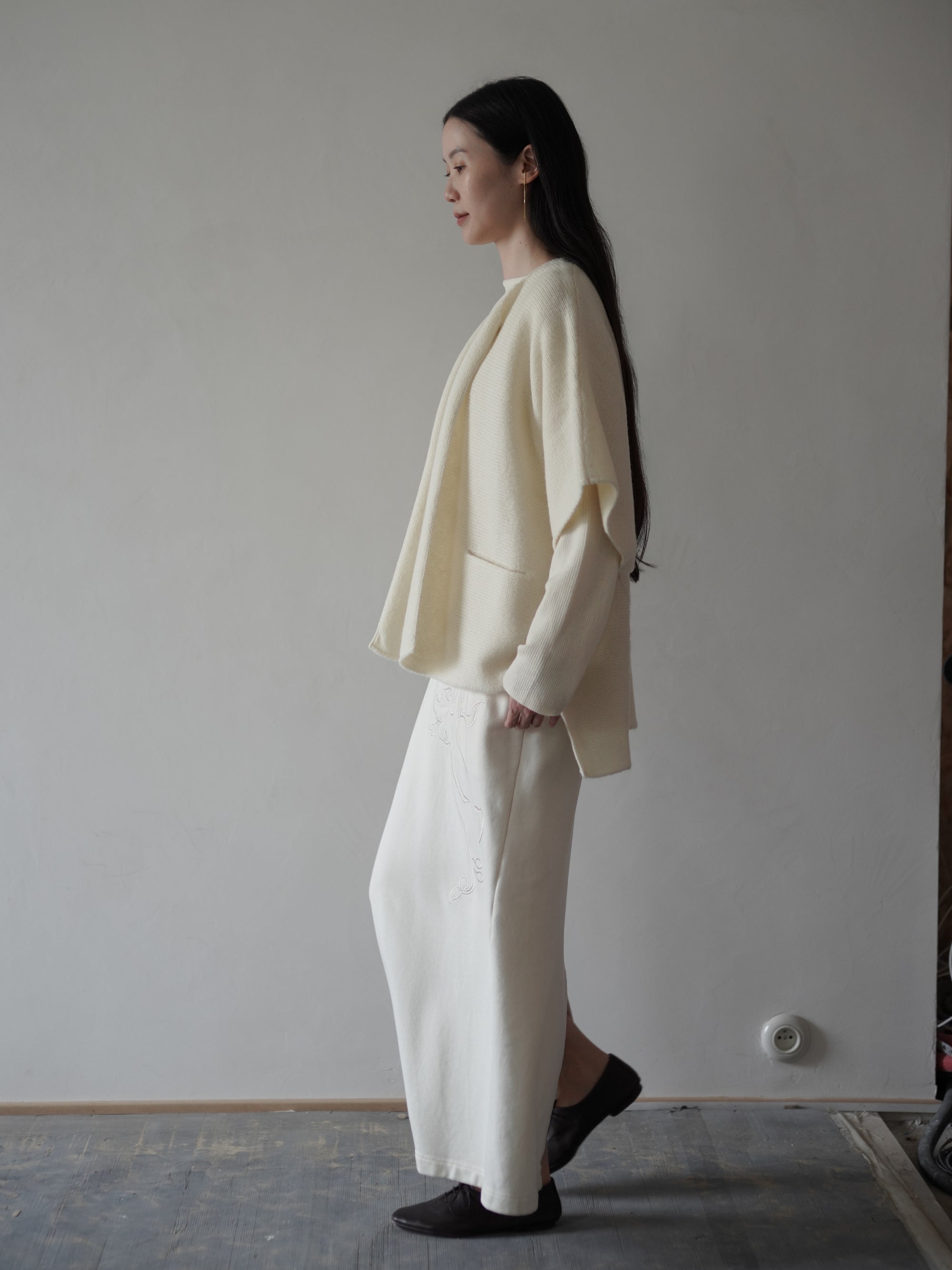 British Wool Knitted Farmer Cardigan・White