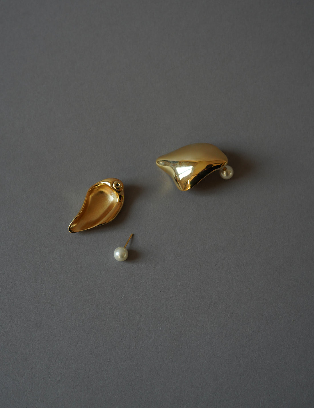Organic Motif Brass Earrings · Gold