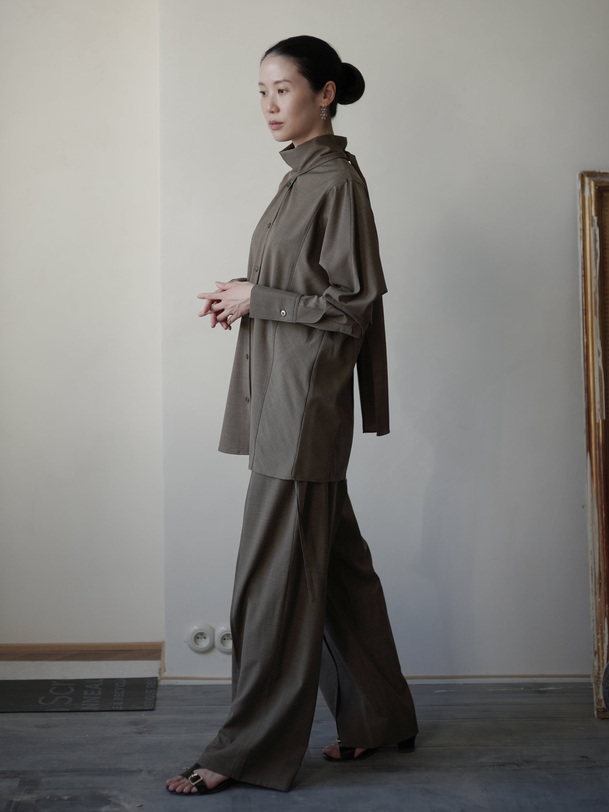 Straight Wool Blend Trousers・Brown
