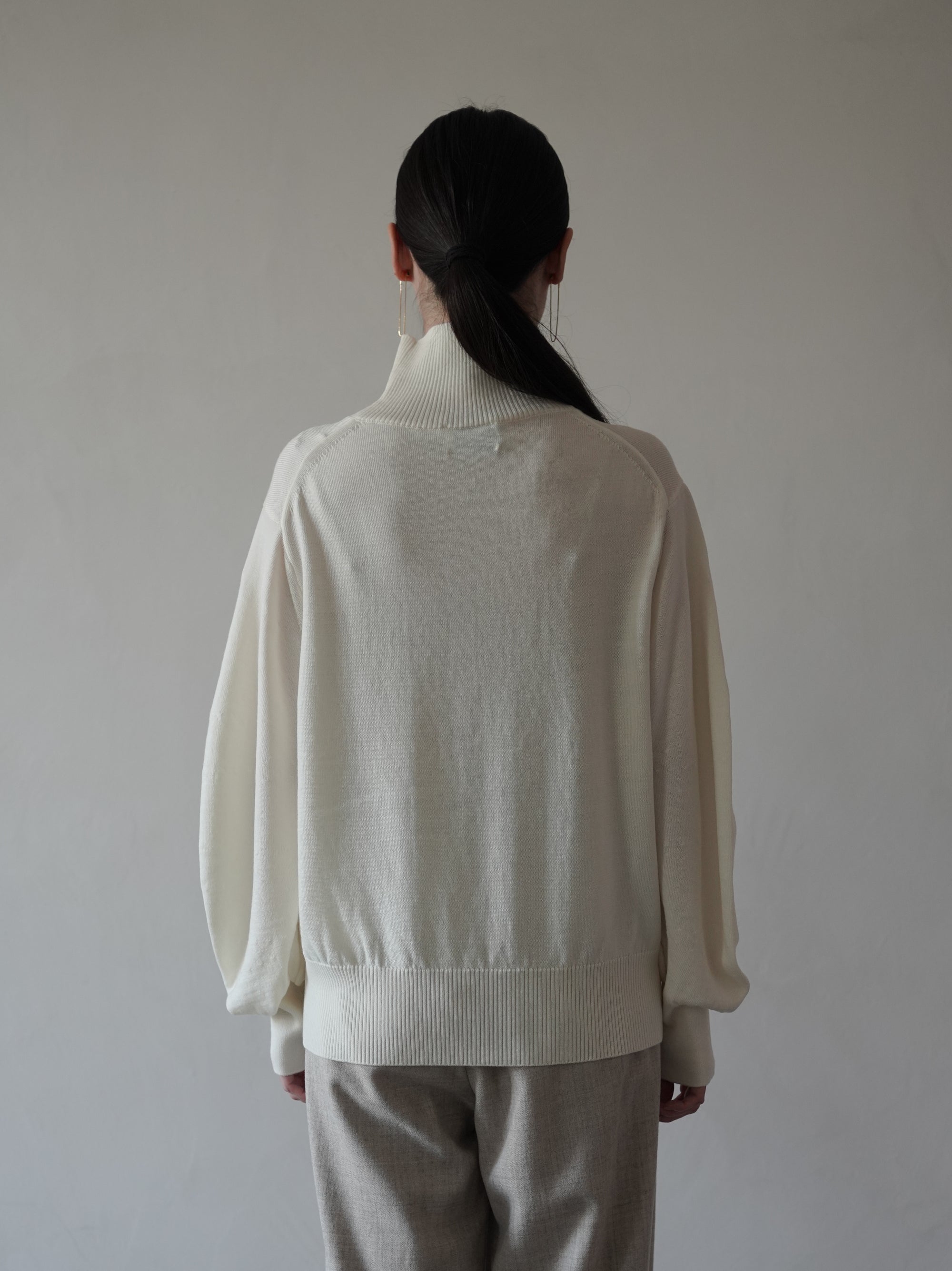 UNSHRINKABLE WOOL High Neck Knit Top・Ecru