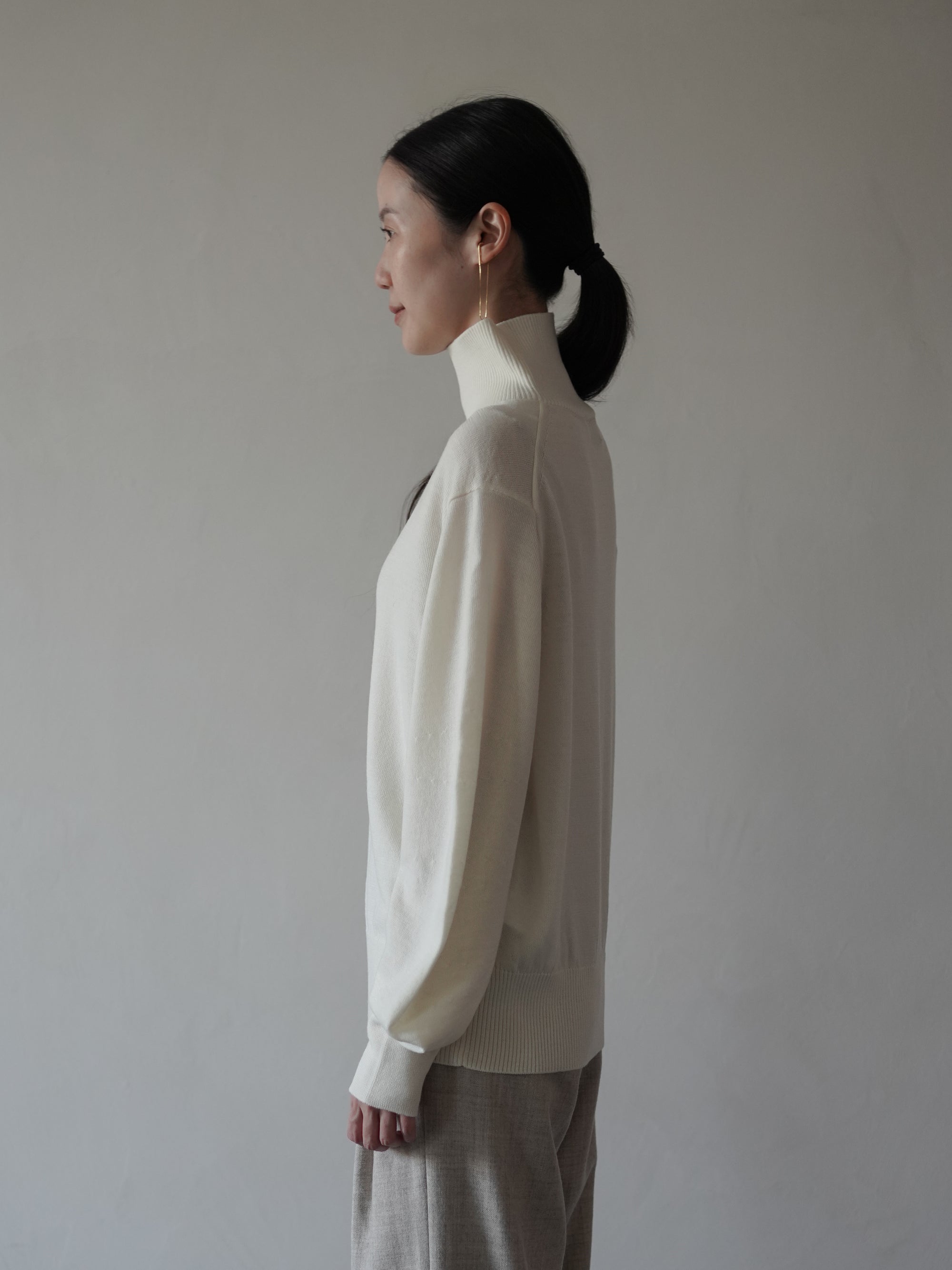 UNSHRINKABLE WOOL High Neck Knit Top・Ecru