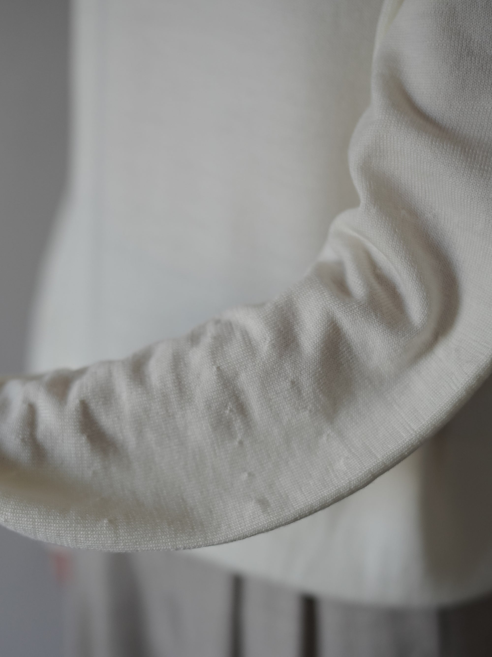 UNSHRINKABLE WOOL High Neck Knit Top・Ecru