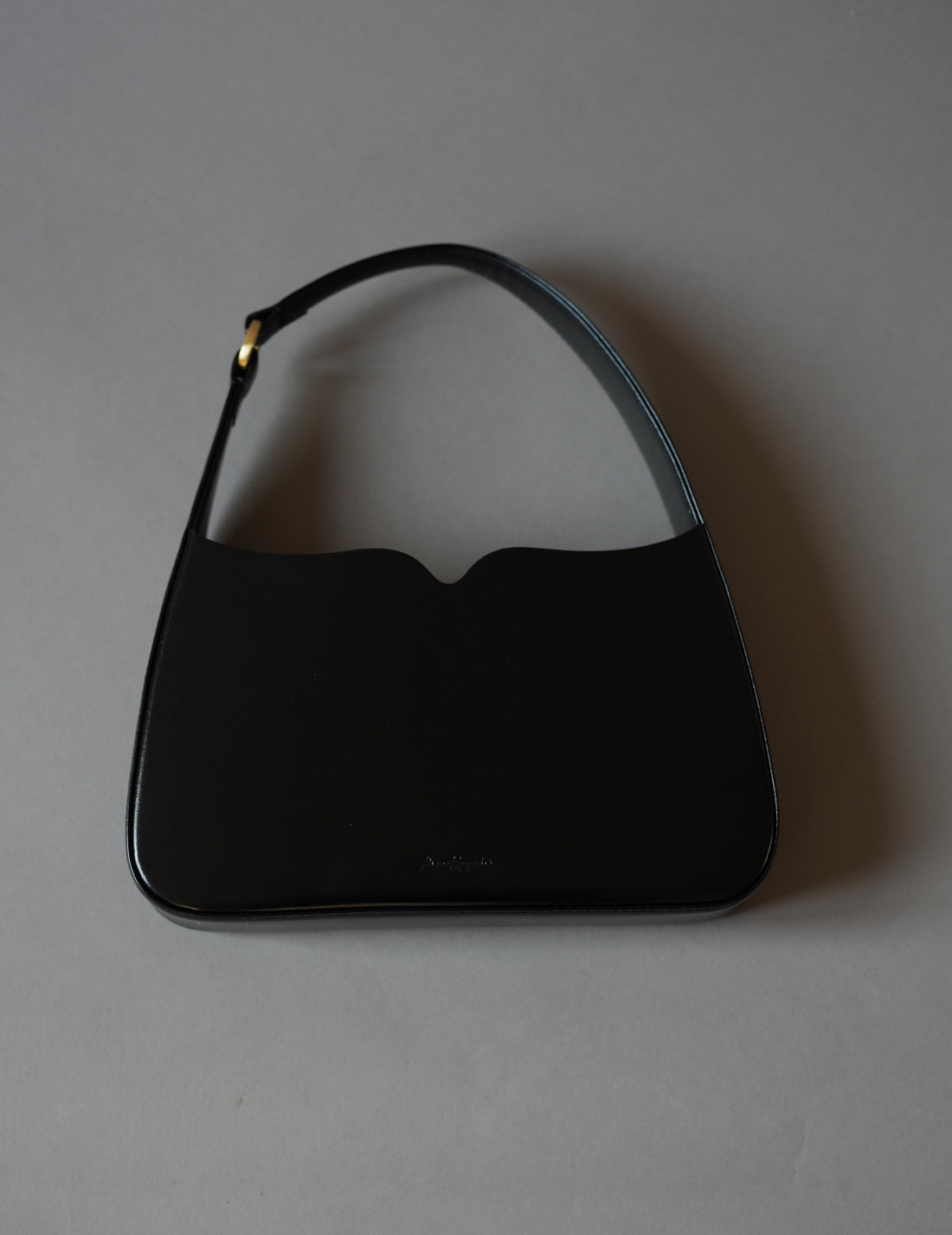 Mame Kurogouchi | Cow Leather Handbag · Black