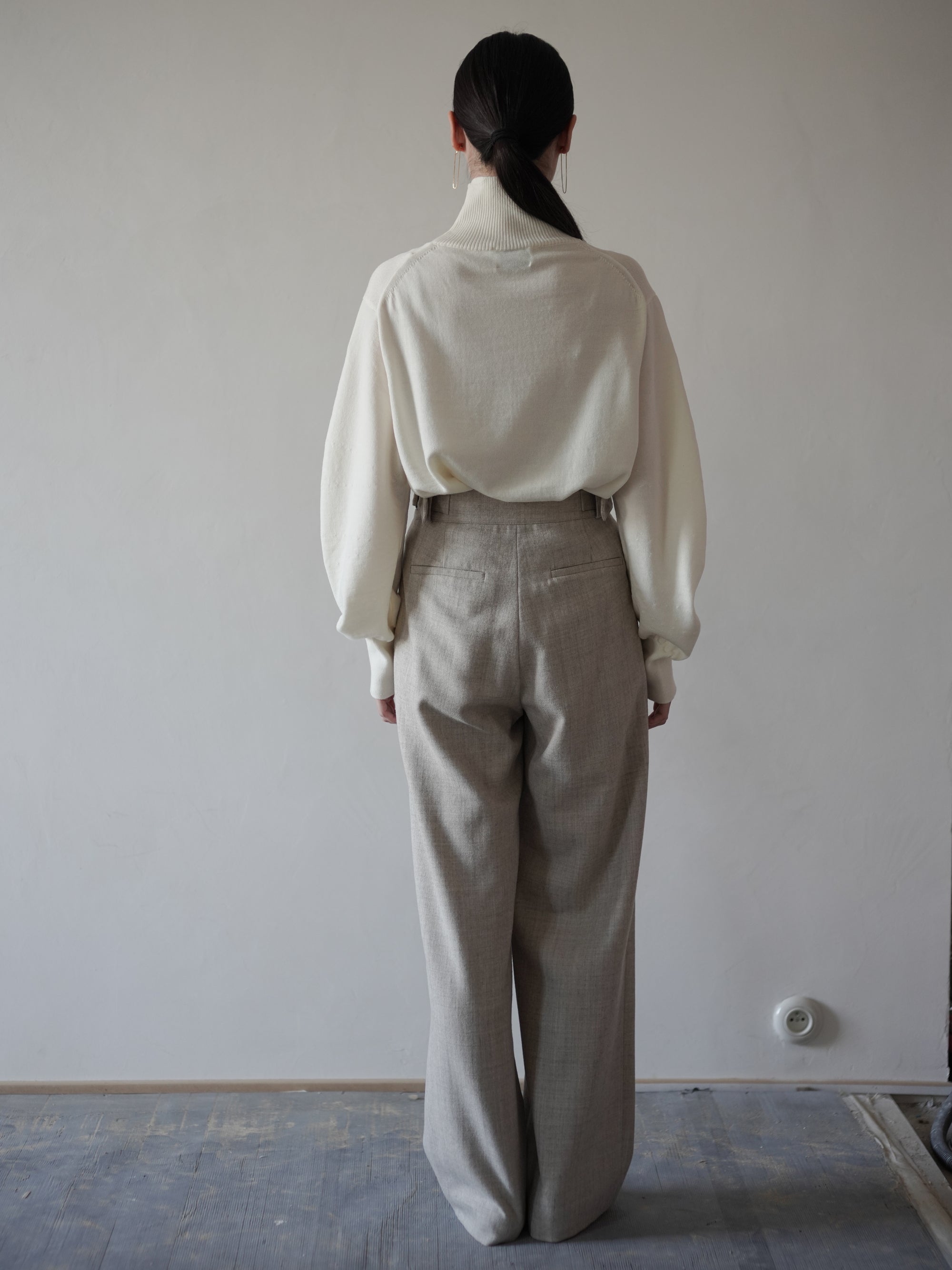 UNSHRINKABLE WOOL High Neck Knit Top・Ecru