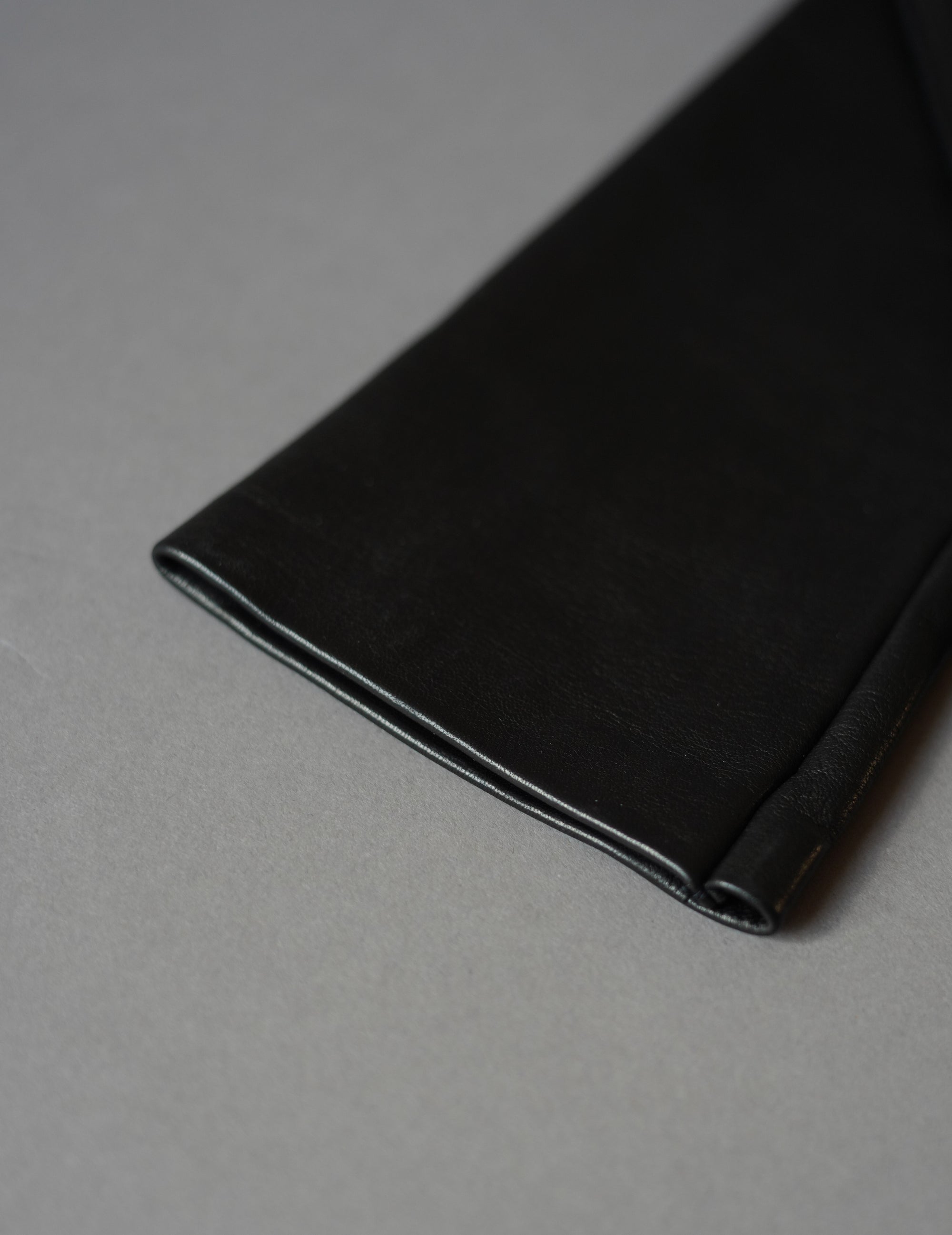 Connie Long Gloves - BLACK