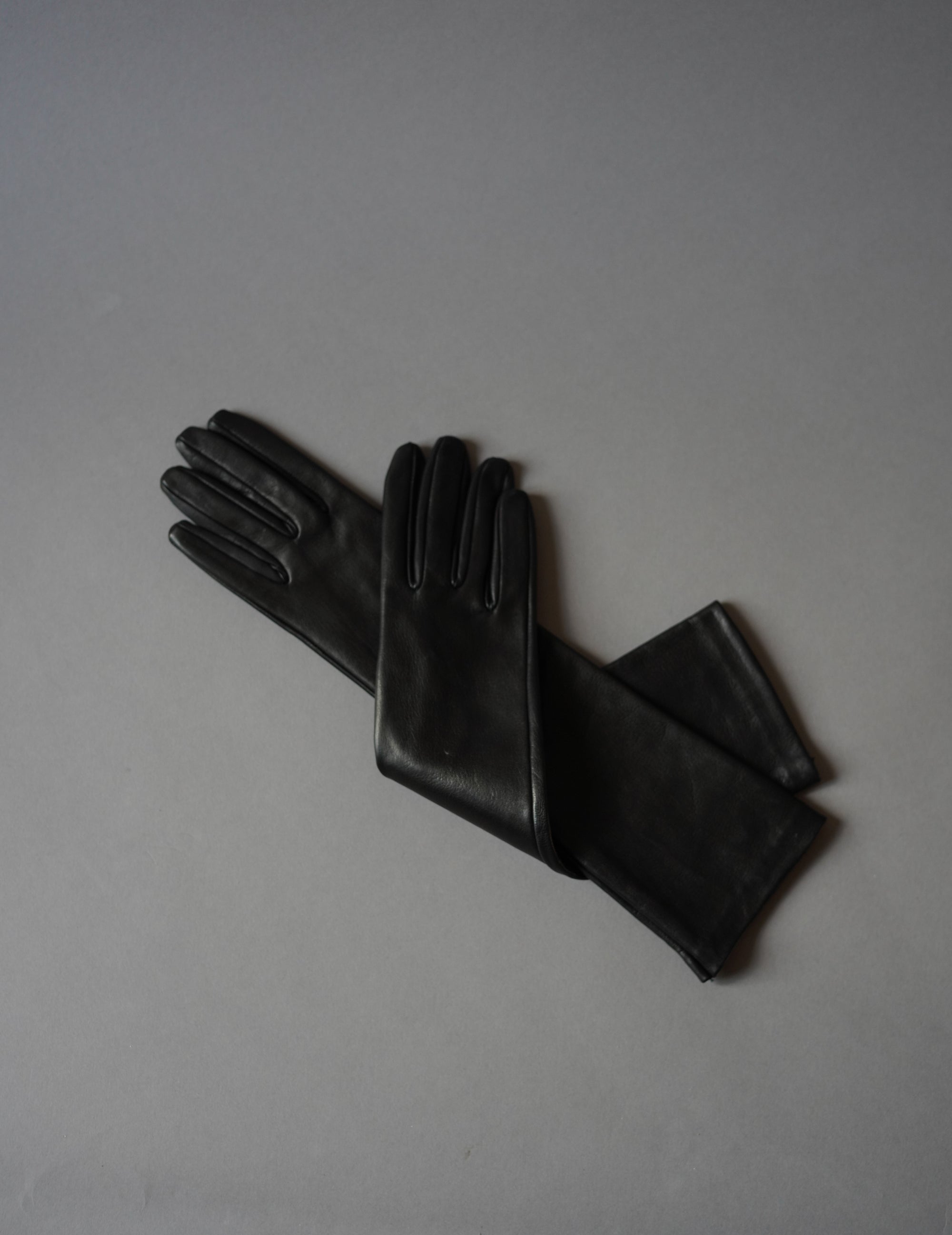 Connie Long Gloves - BLACK