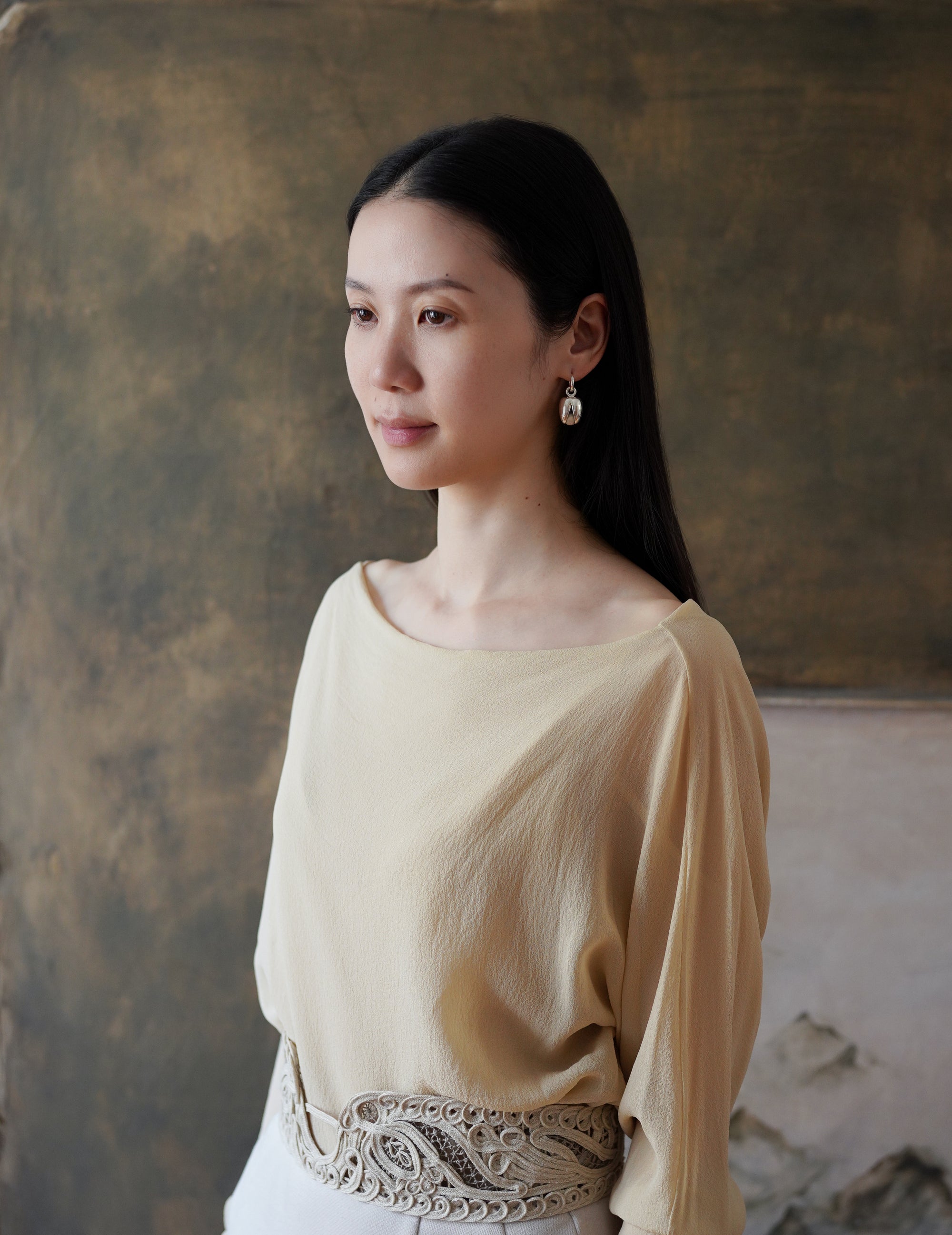 Open Pod Earring - Small - Silver/Black