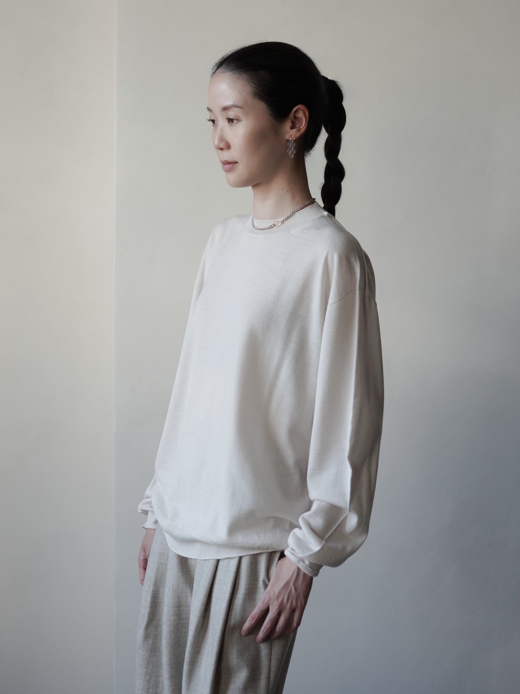 18-Gauge Merino Essential Crewneck・White