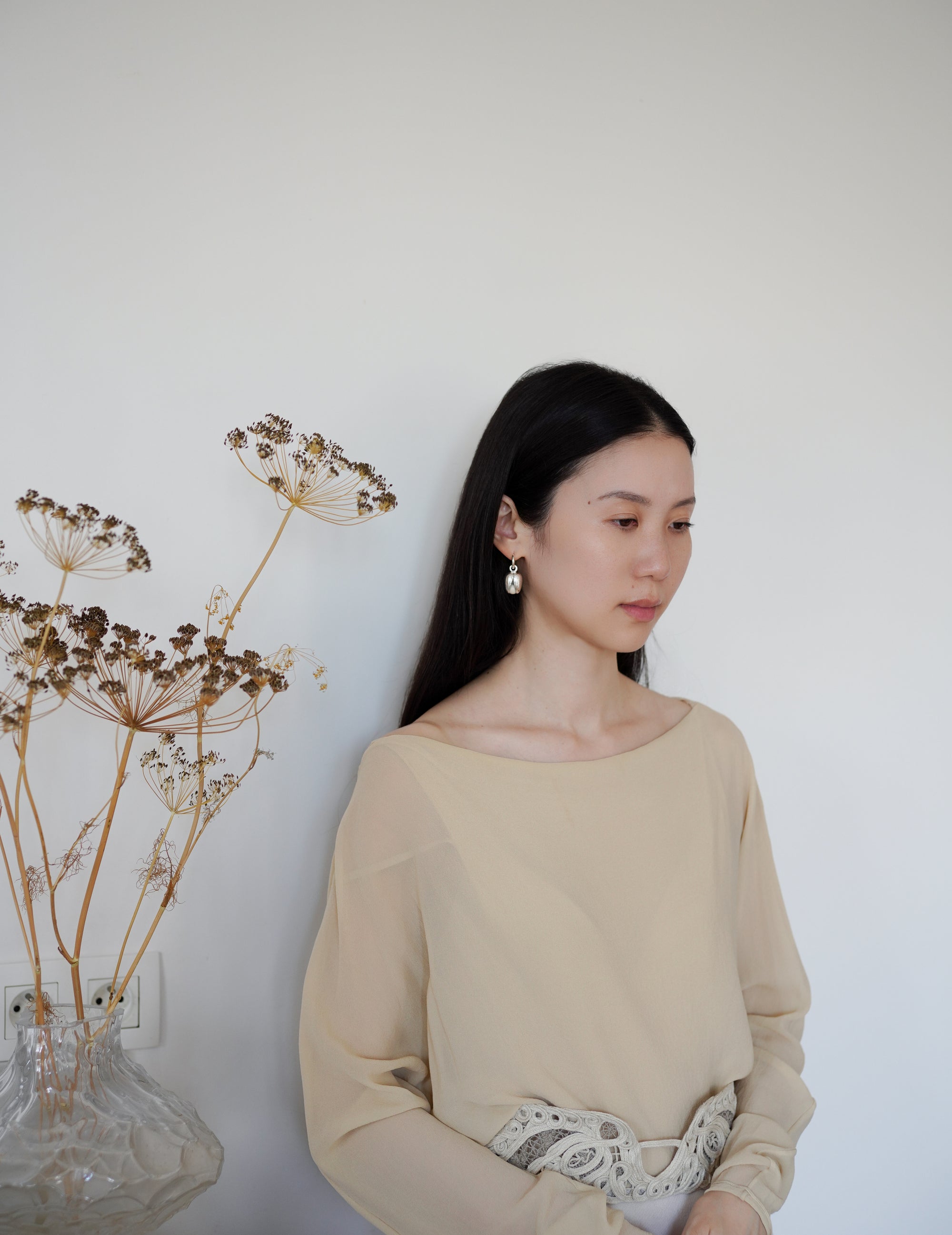 Open Pod Earring - Small - Silver/Black