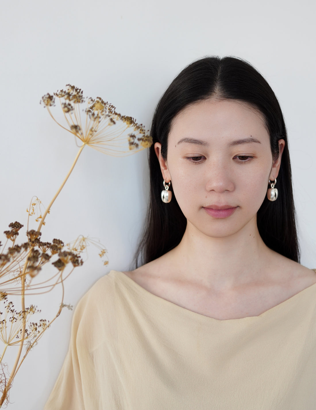 Annika Inez | Open Pod Earring - Small - Silver/Black