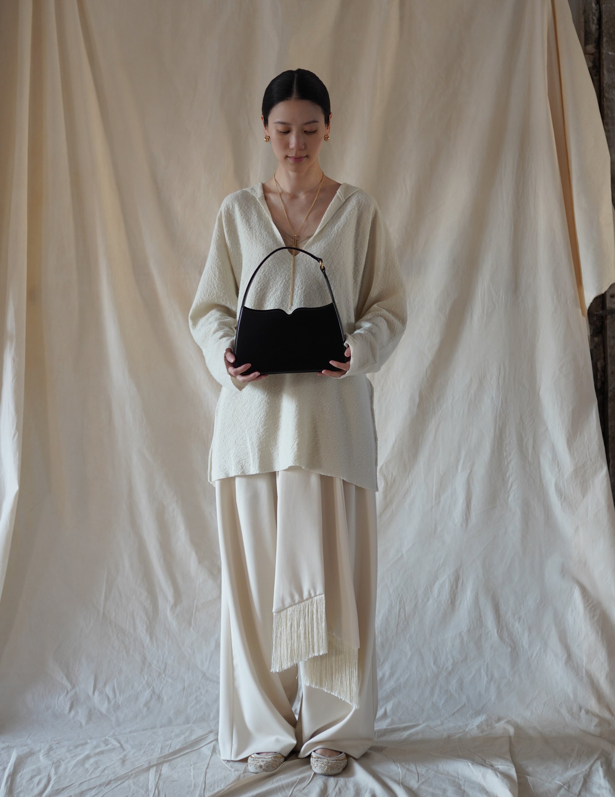 Cow Leather Handbag · Black