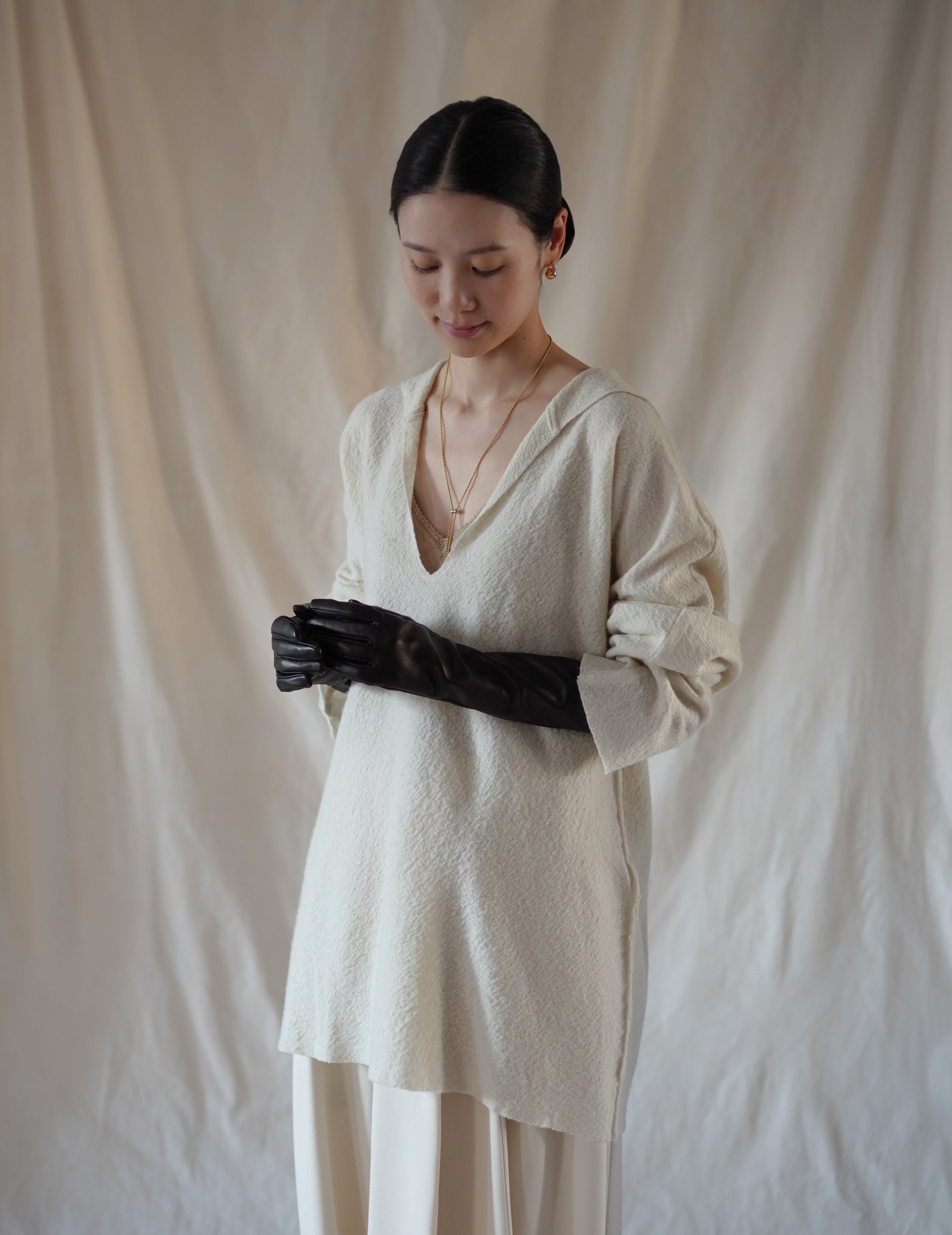 Connie Long Gloves - BLACK