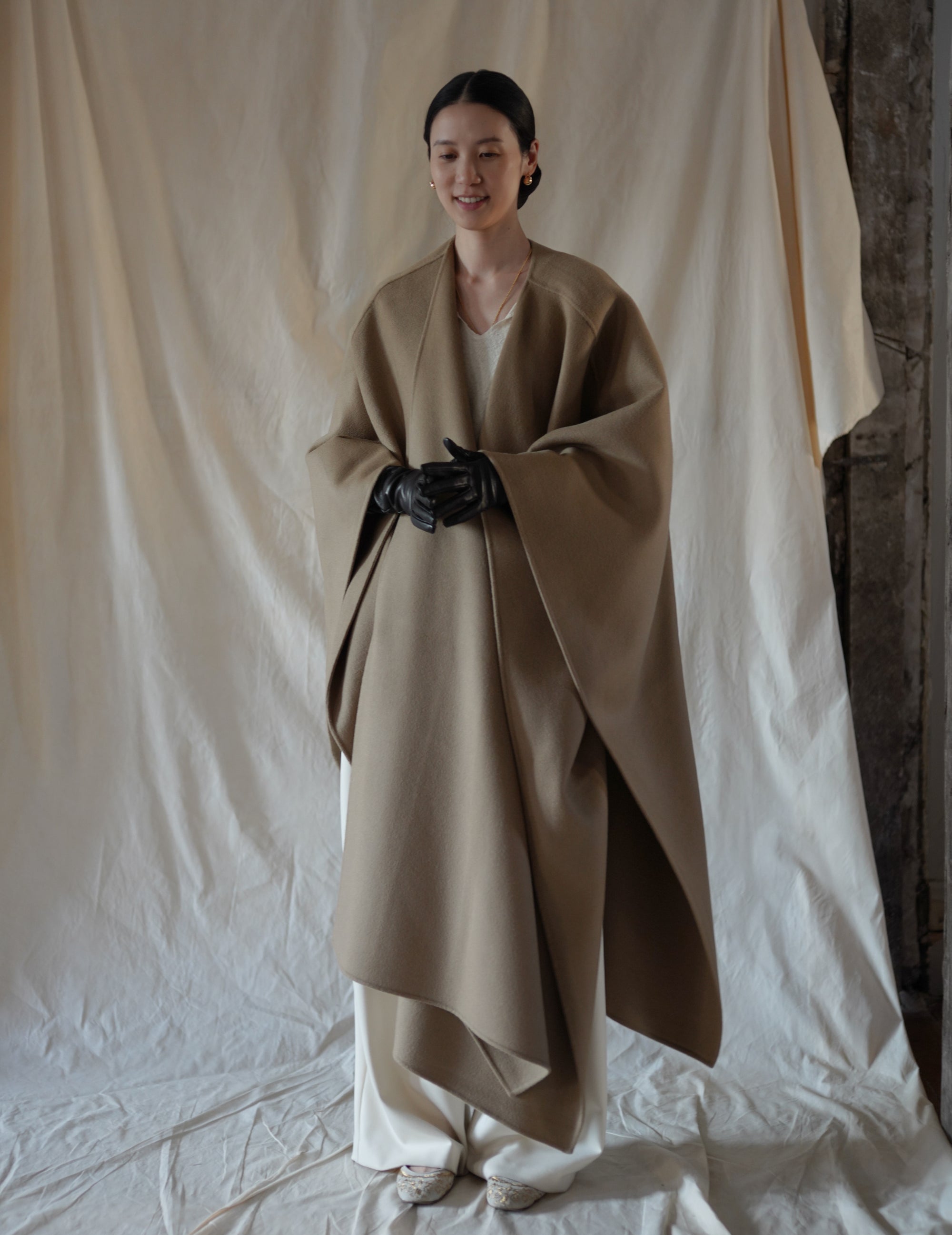 Connie Long Gloves - BLACK