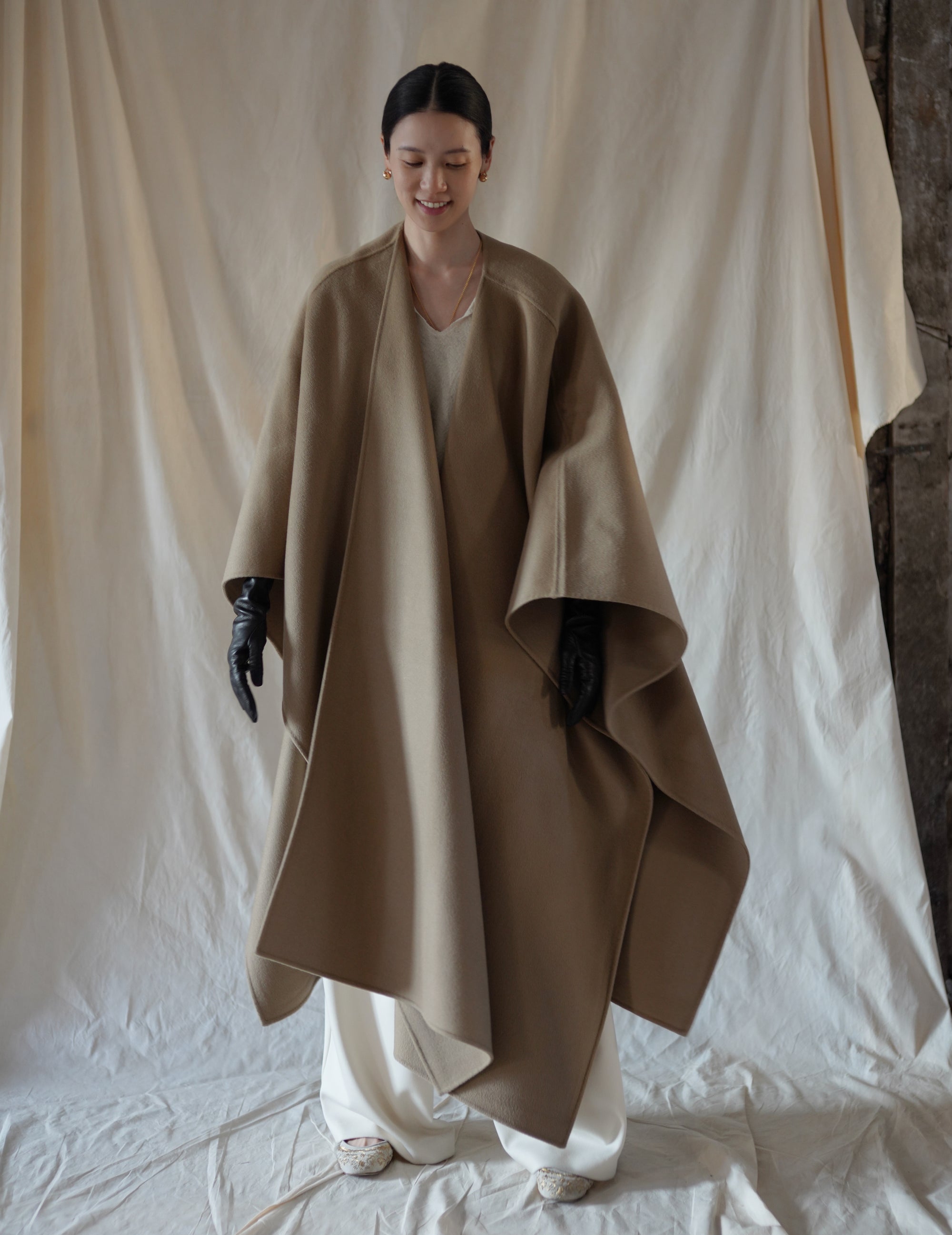 Connie Long Gloves - BLACK