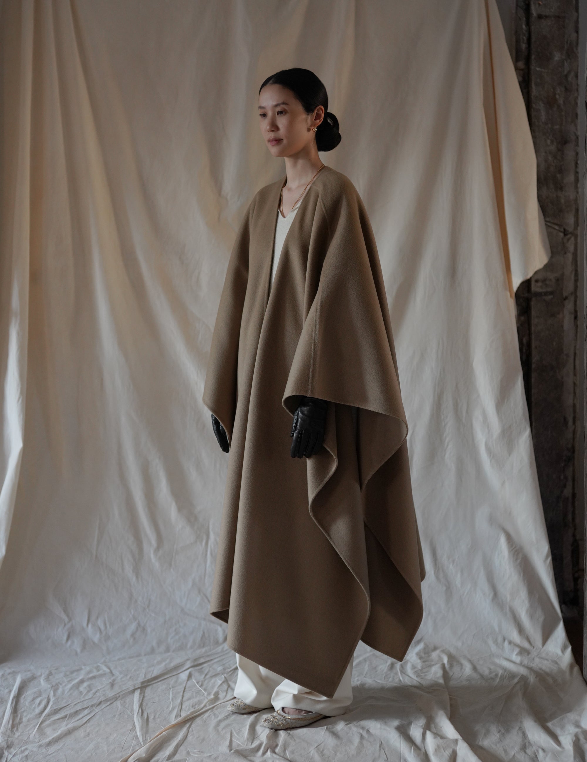 Connie Long Gloves - BLACK