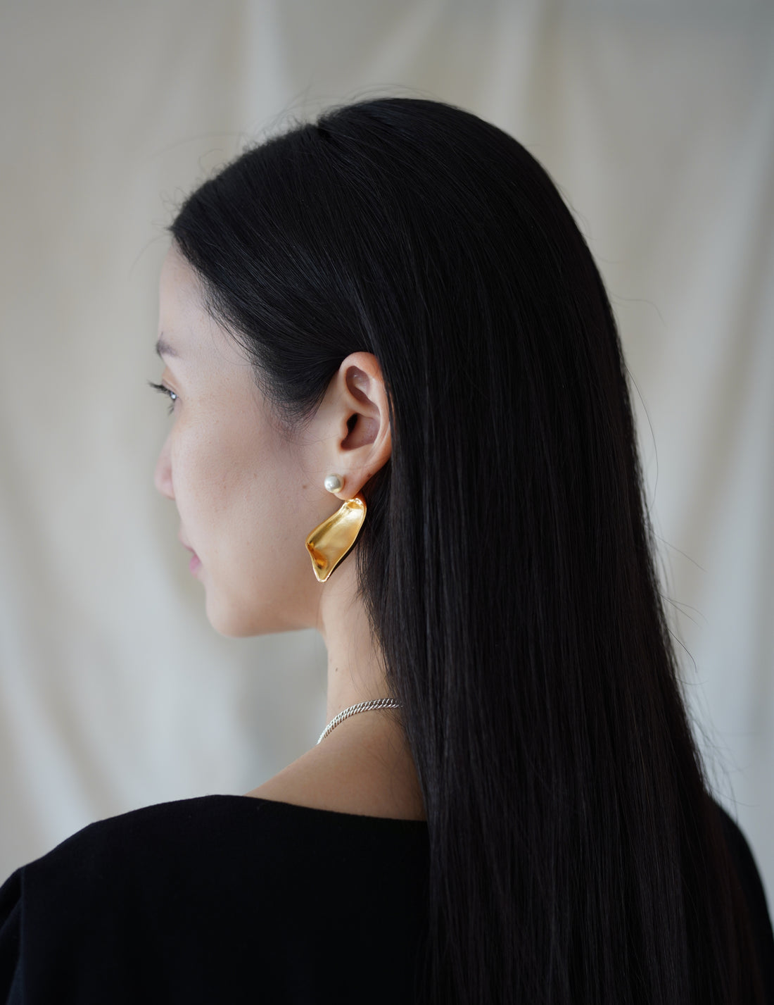 Organic Motif Brass Earrings · Gold