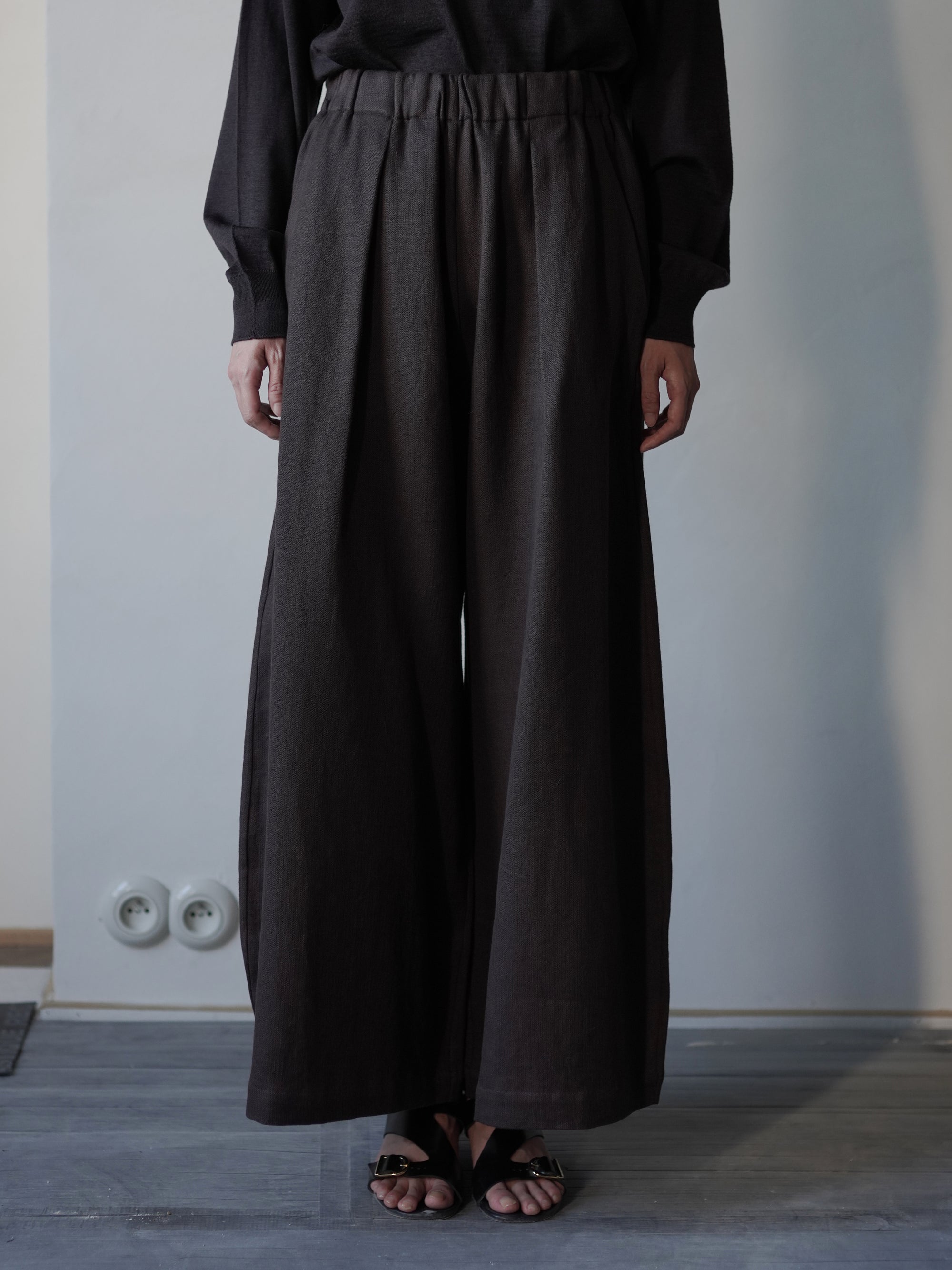 Mona Linen and Wool Trousers・Burgundy Brown