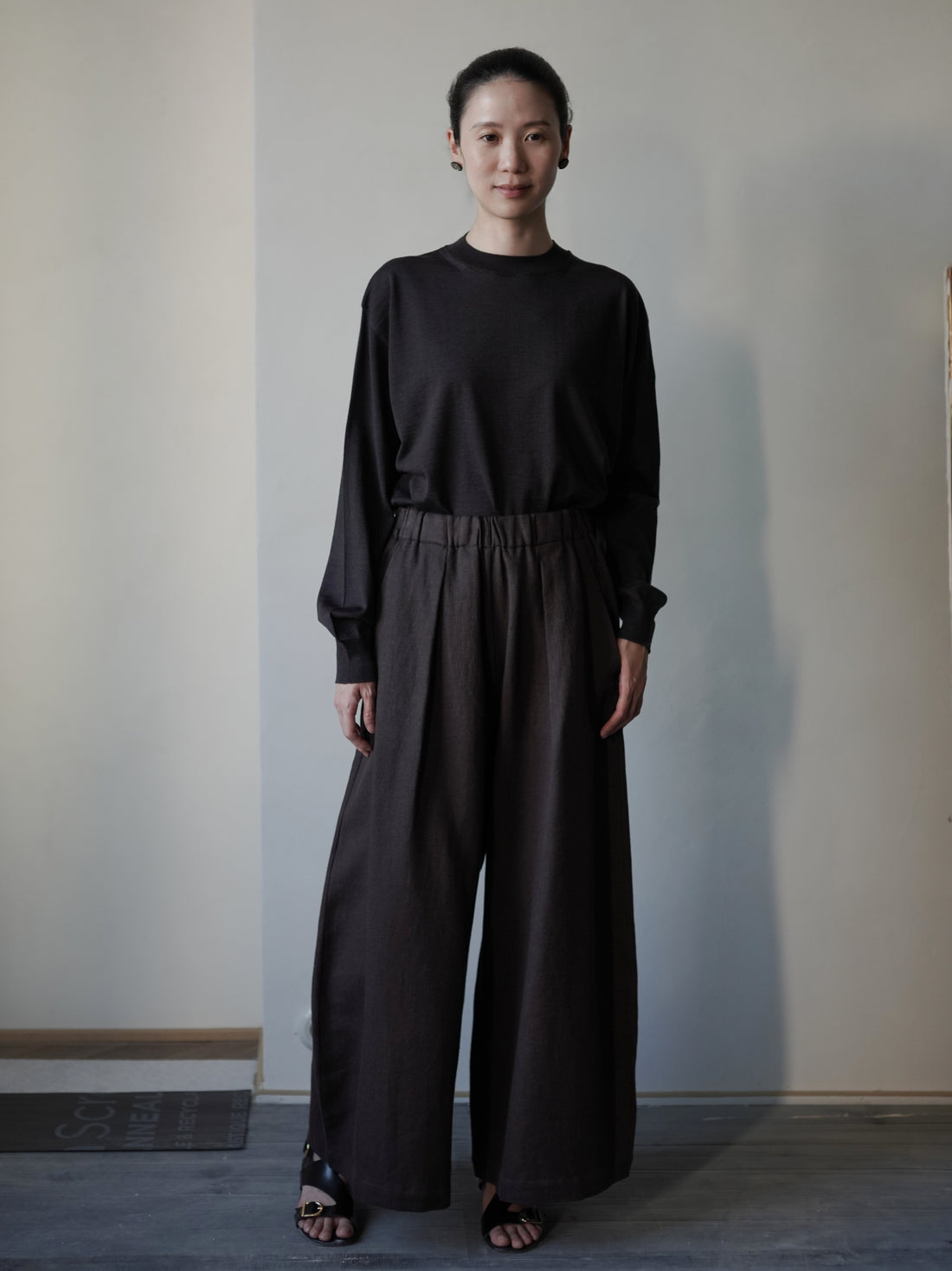 Mona Linen and Wool Trousers・Burgundy Brown