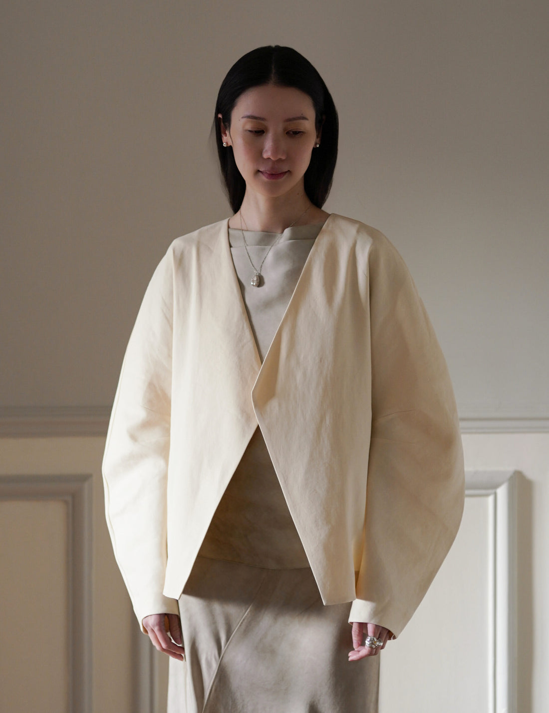 Veste asymétrique Organica ・Ivoire