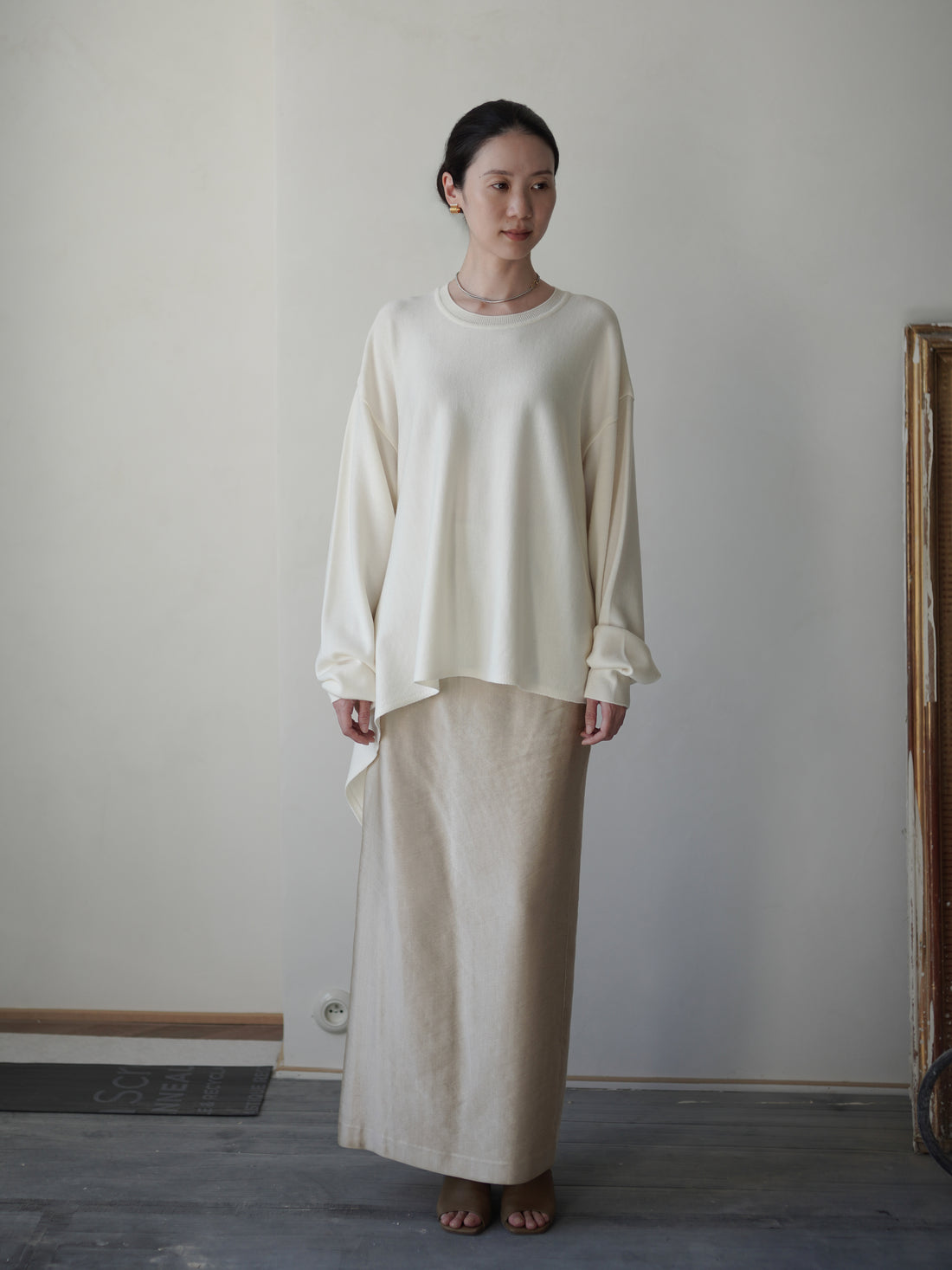 ANEMO SIDE TIE KN • IvoryANEMO SIDE TIE KNIT SWEATER・IVORY