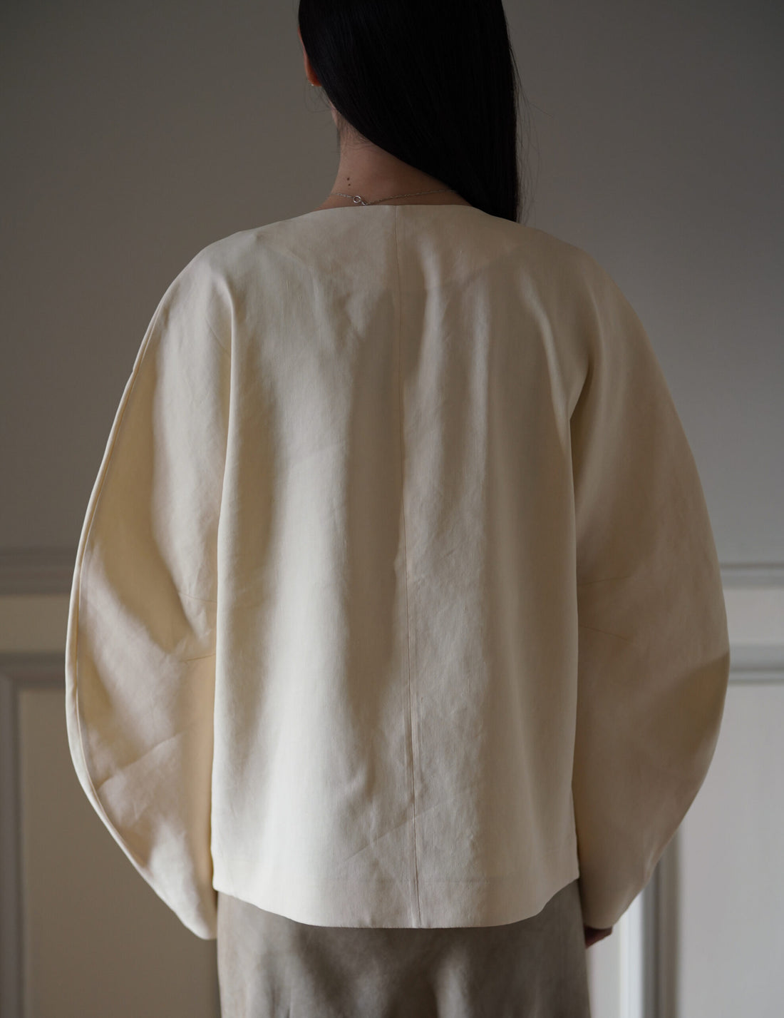 Veste asymétrique Organica ・Ivoire