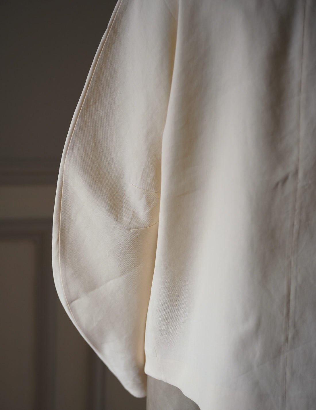 Veste asymétrique Organica ・Ivoire