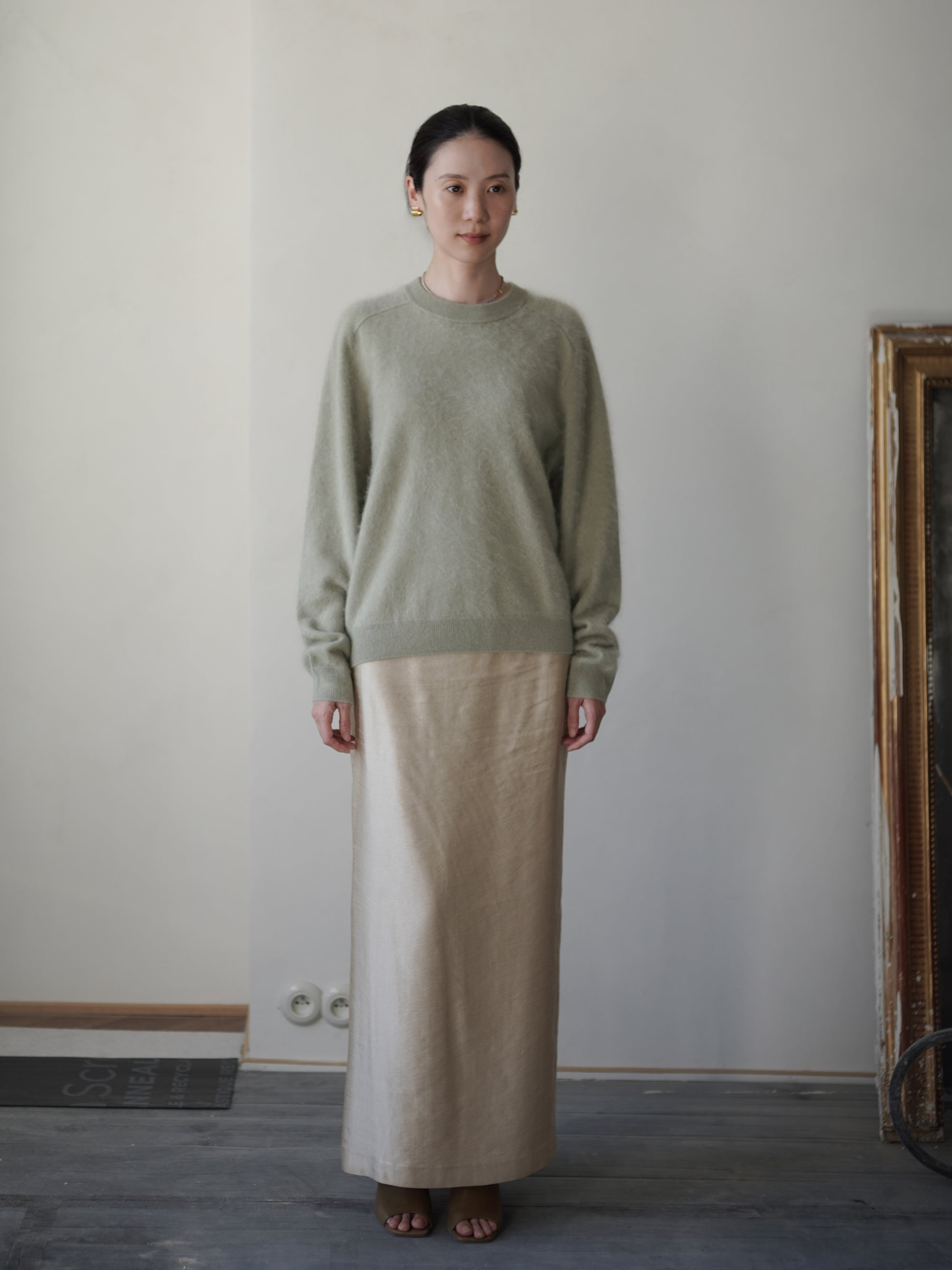BRUSHED CASHMERE BLEND KNIT SWEATER • Sage Green