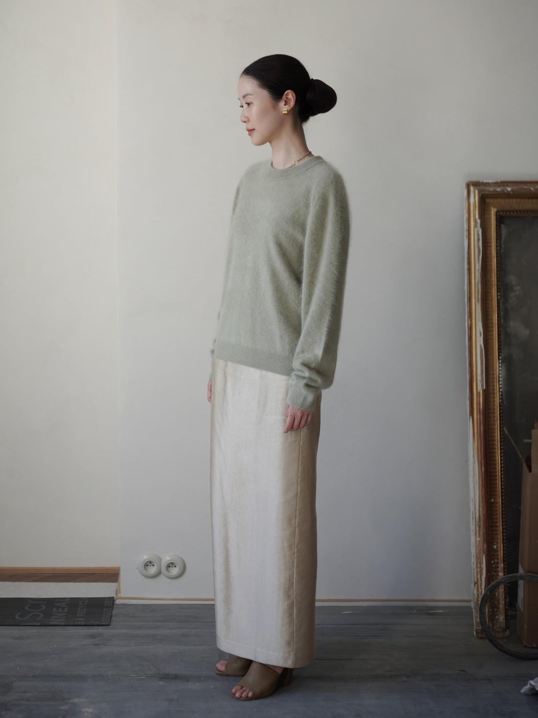BRUSHED CASHMERE BLEND KNIT SWEATER • Sage Green