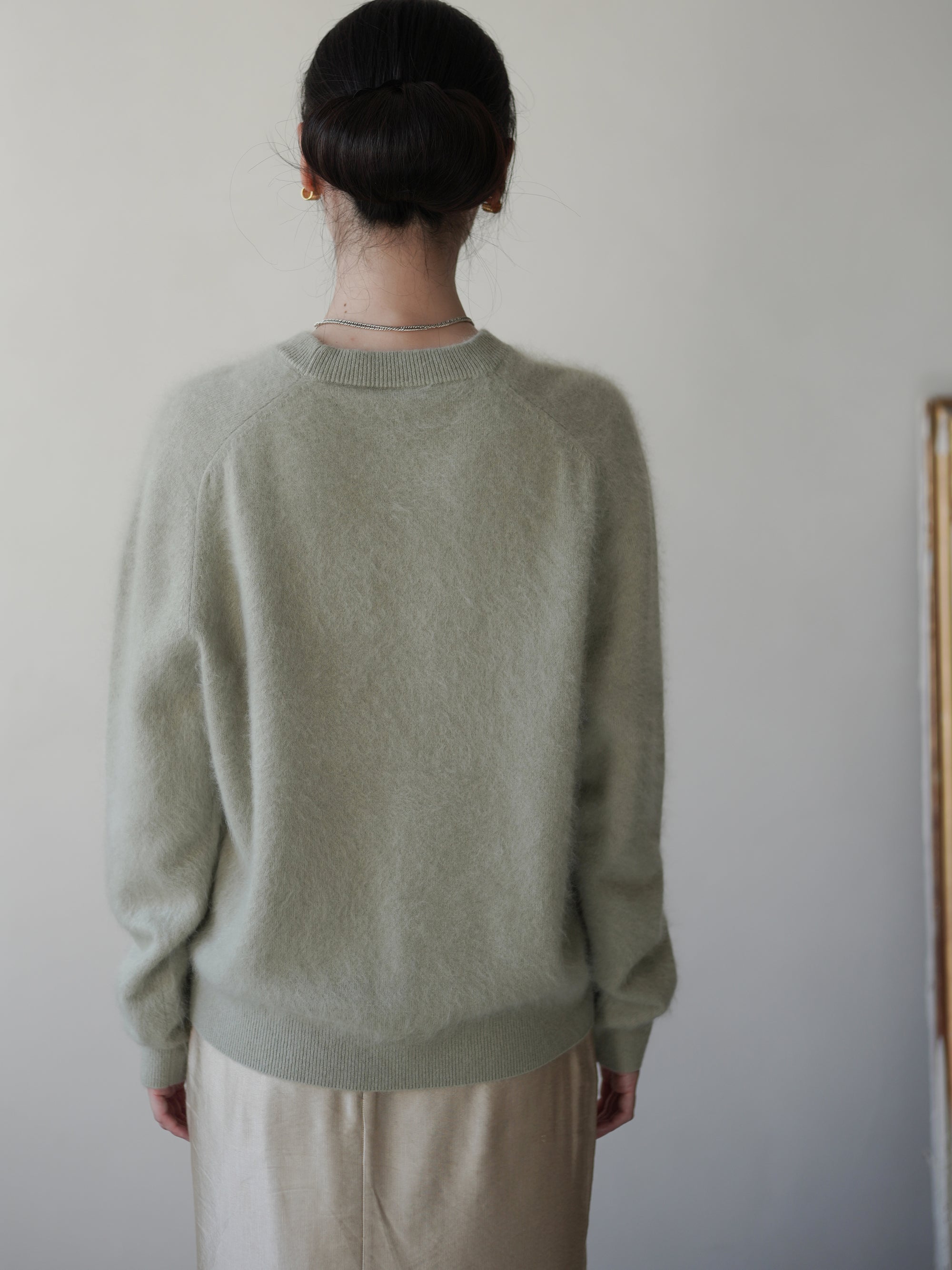 BRUSHED CASHMERE BLEND KNIT SWEATER • Sage Green