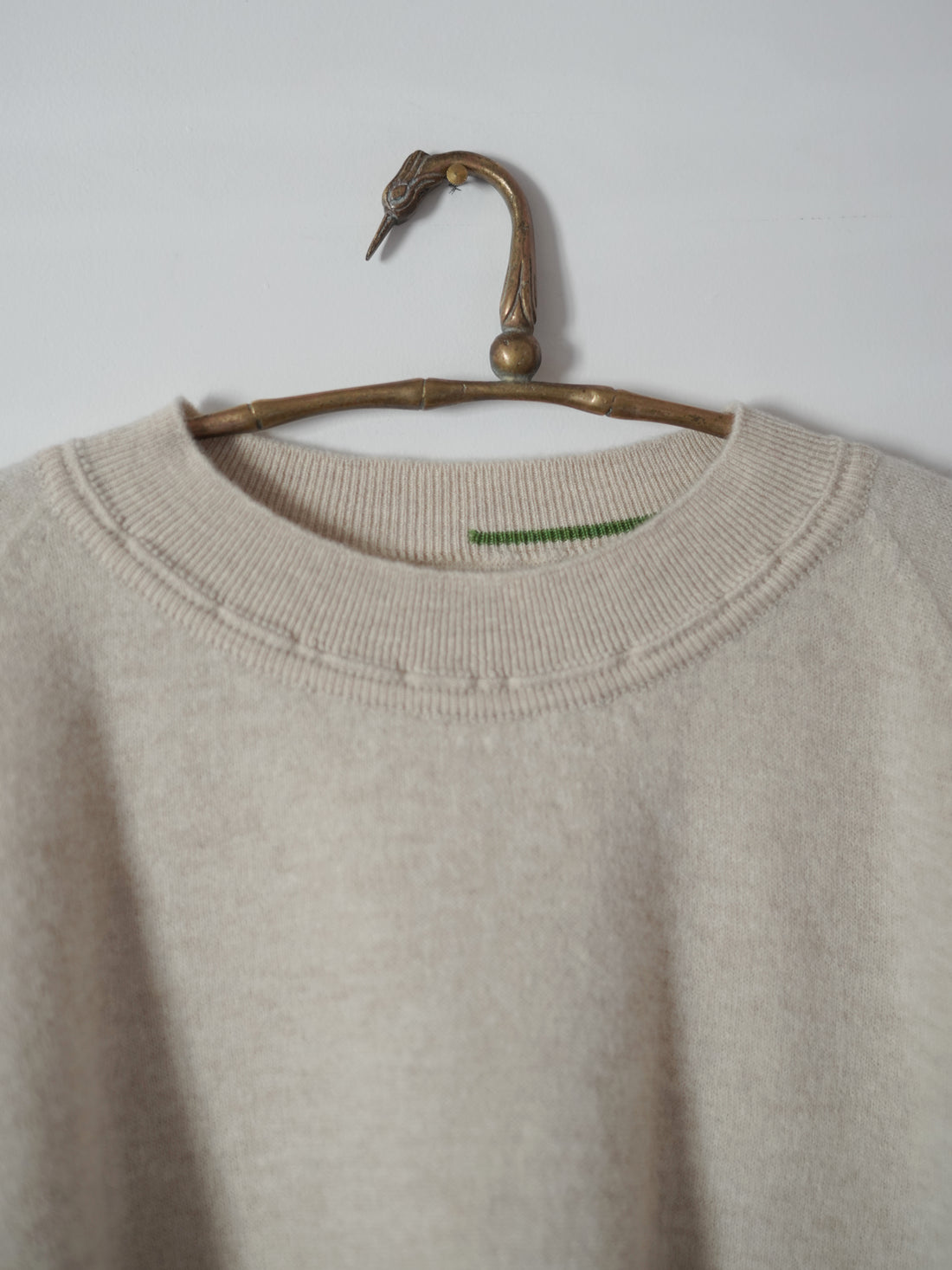 Ultra-Soft Merino Raglan Pullover・Beige