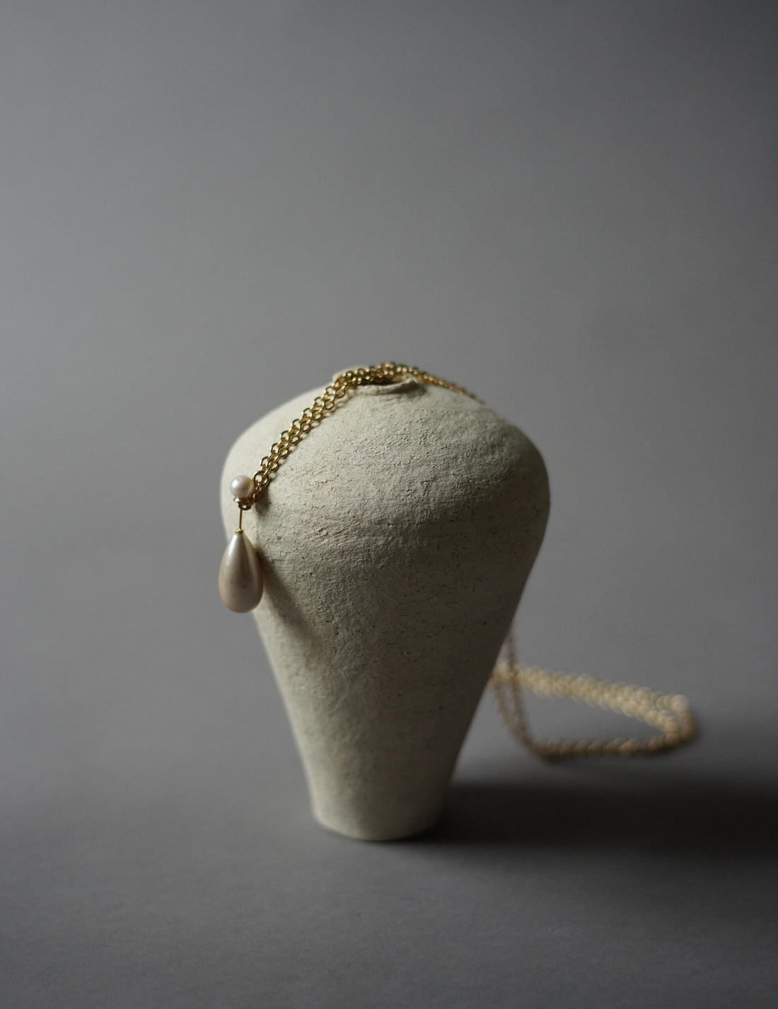 BEATRIZ PALACIOS | Pearl Body Chain