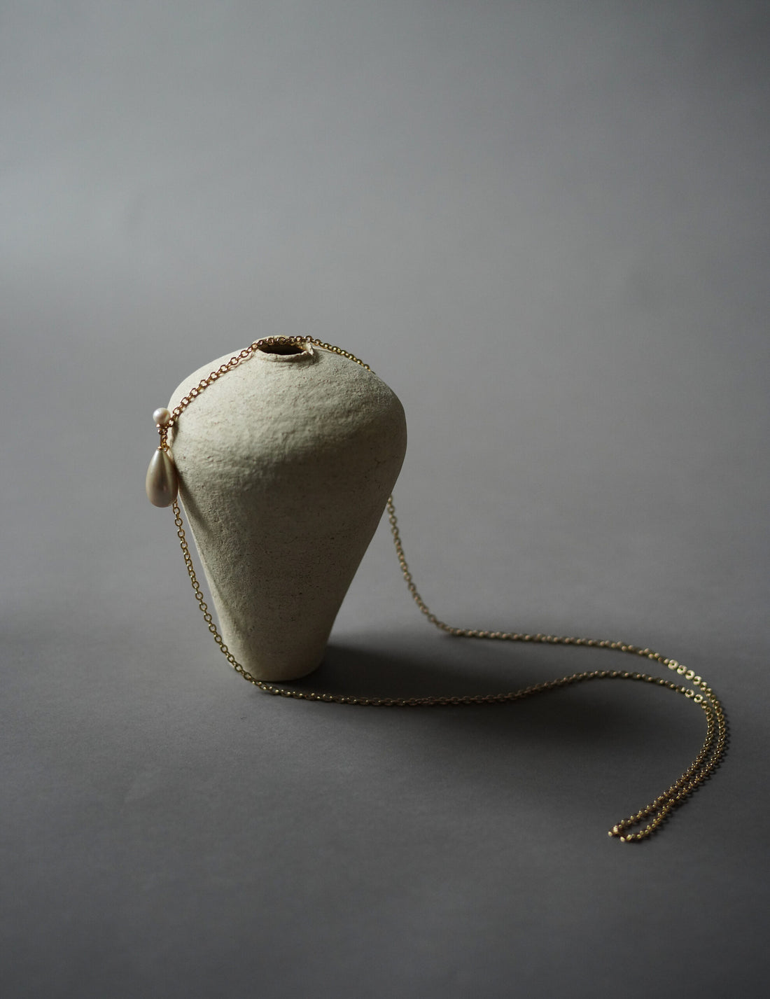 BEATRIZ PALACIOS | Pearl Body Chain