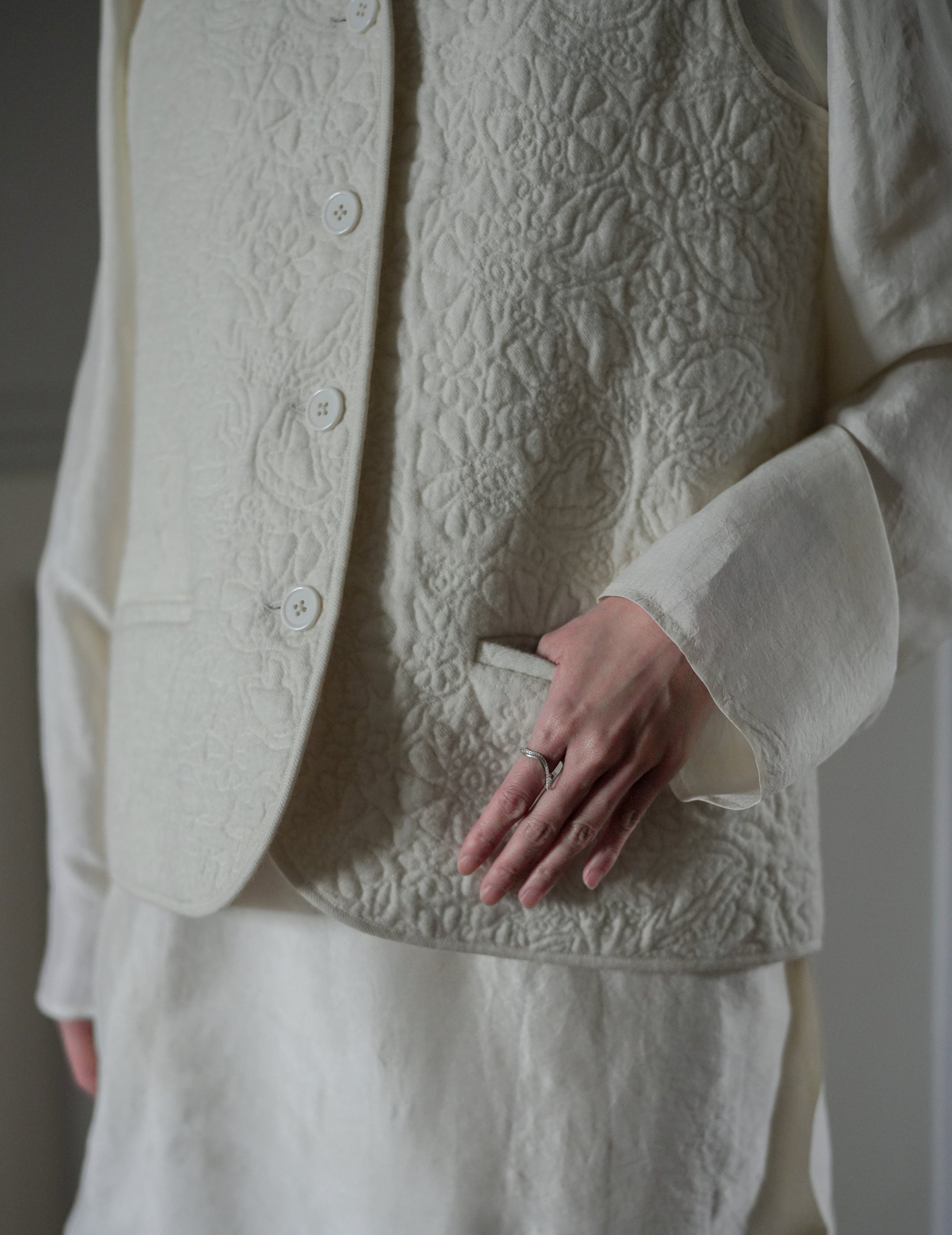 ORLANDO Quilted Waistcoat・Quilted Ivory