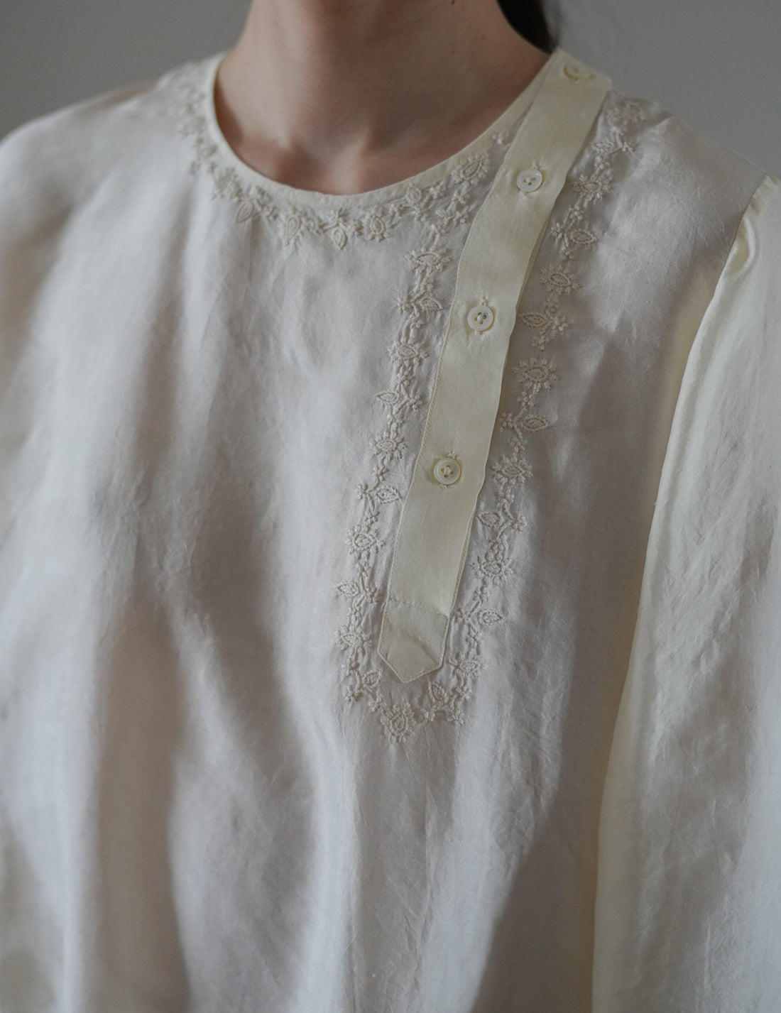 Rubia & Neel | VITA Blouse・Ivory